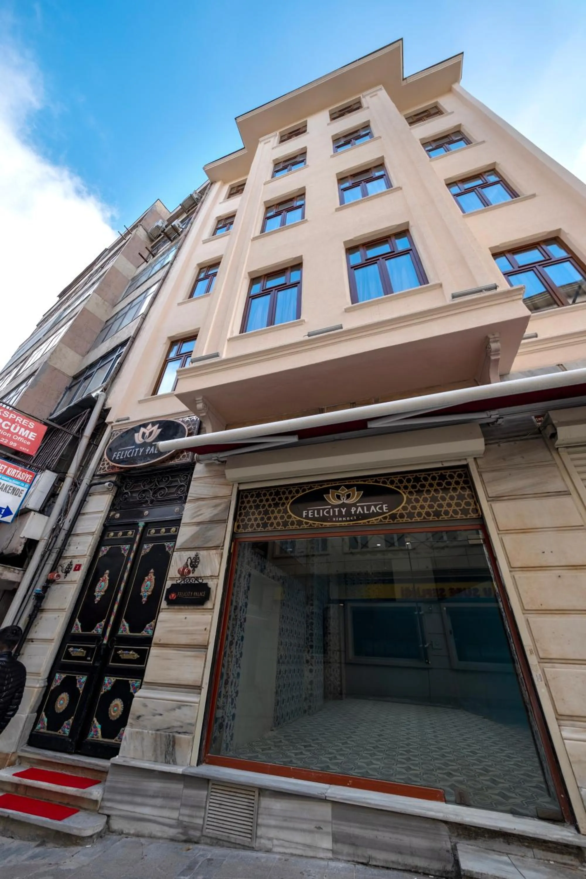 Property building in Felicity Palace Sirkeci
