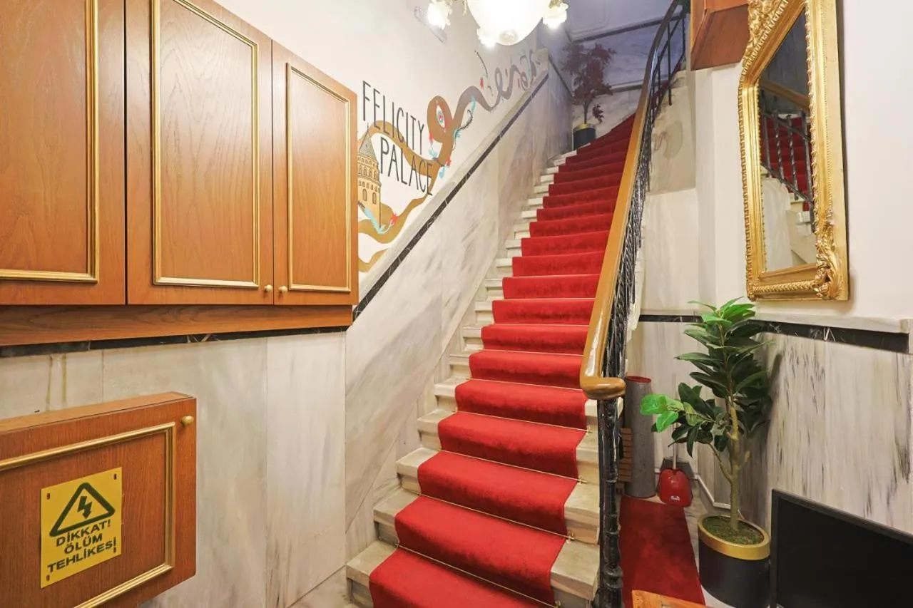 On site in Felicity Palace Sirkeci