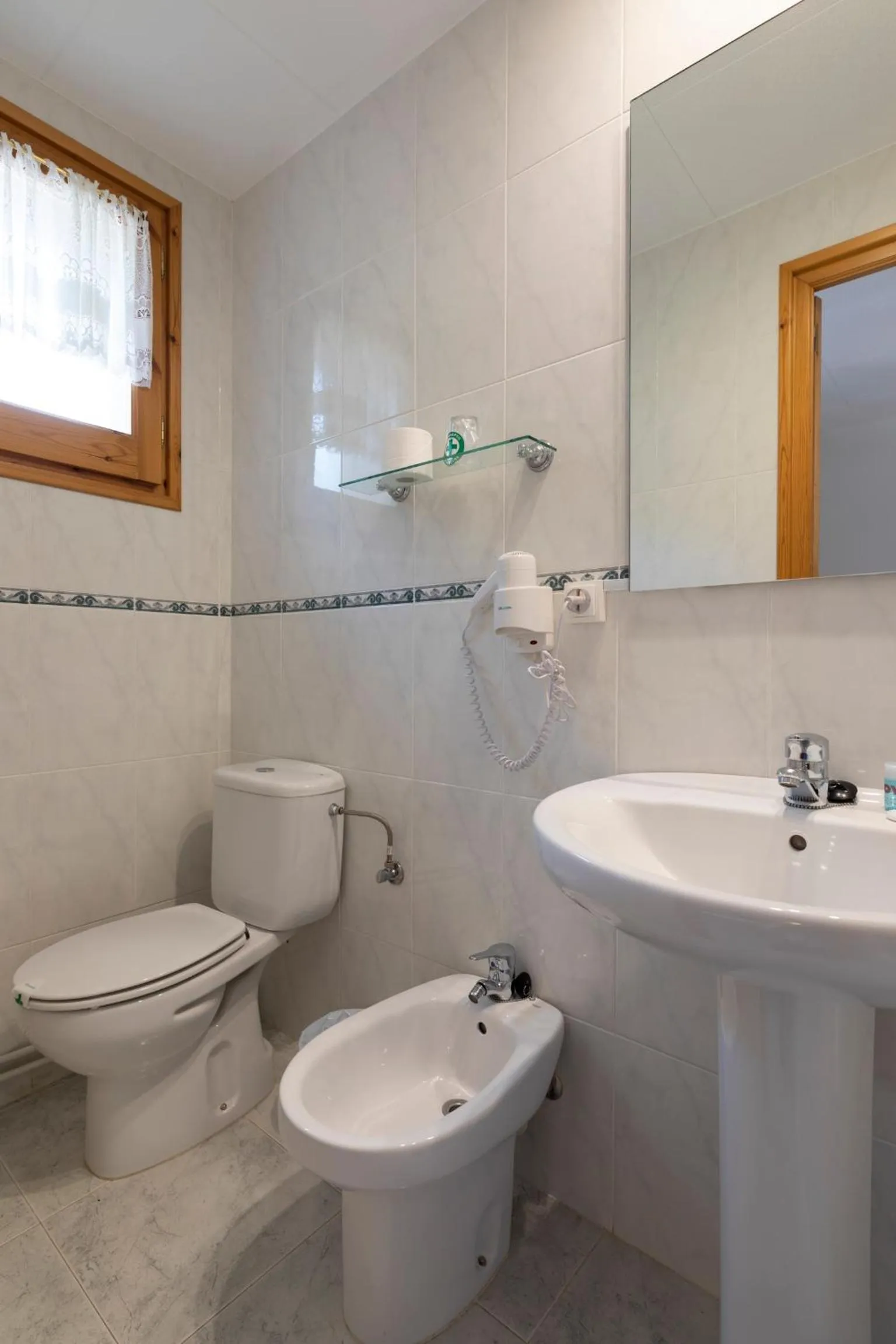 Bathroom in Hostal Montserrat