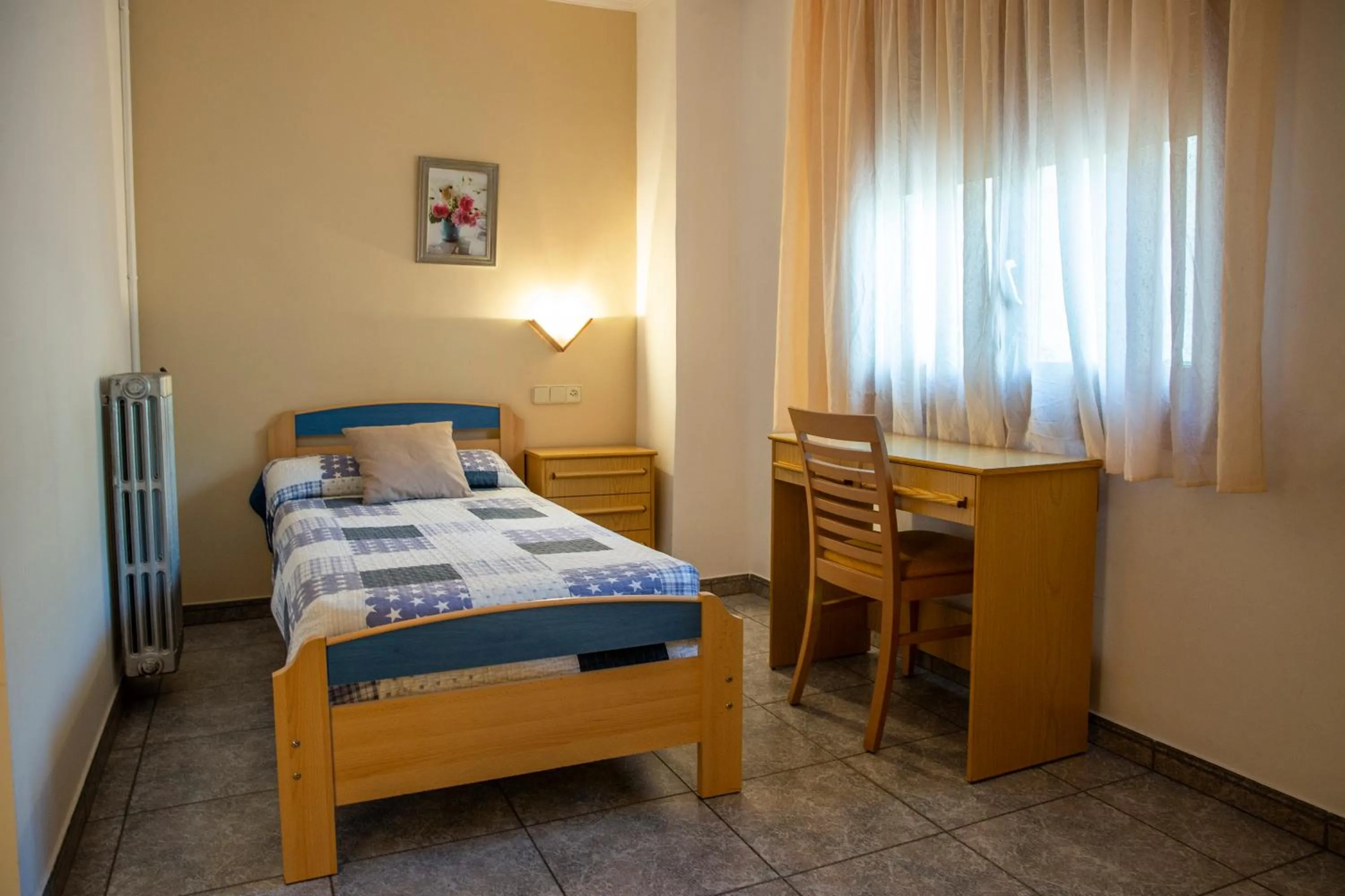 Bed in Hostal Montserrat