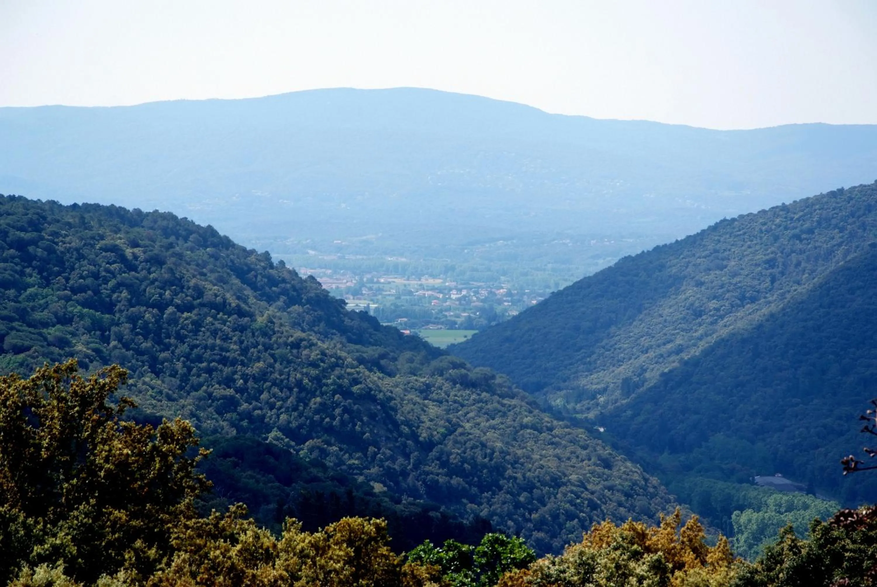 Mountain view in Hostal Montserrat