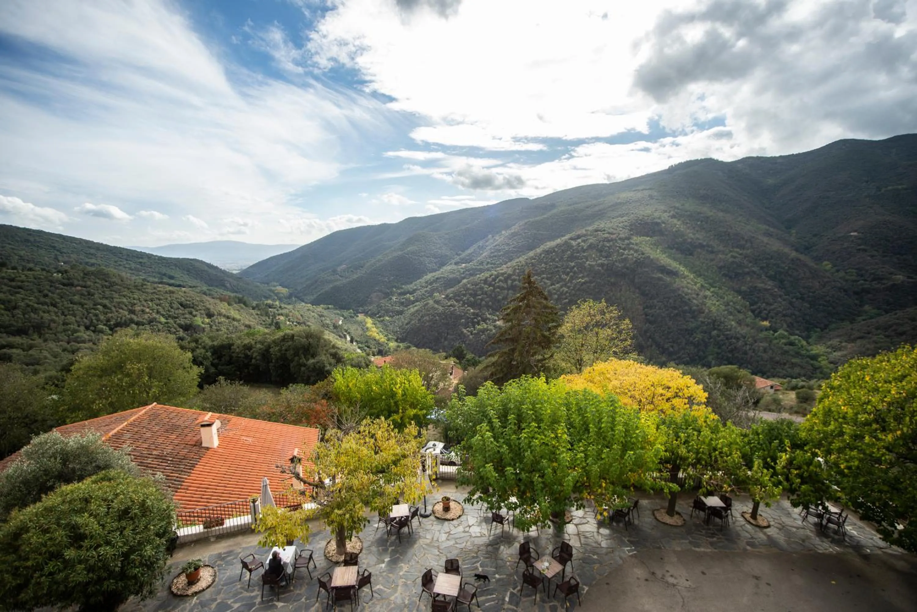 Mountain view in Hostal Montserrat