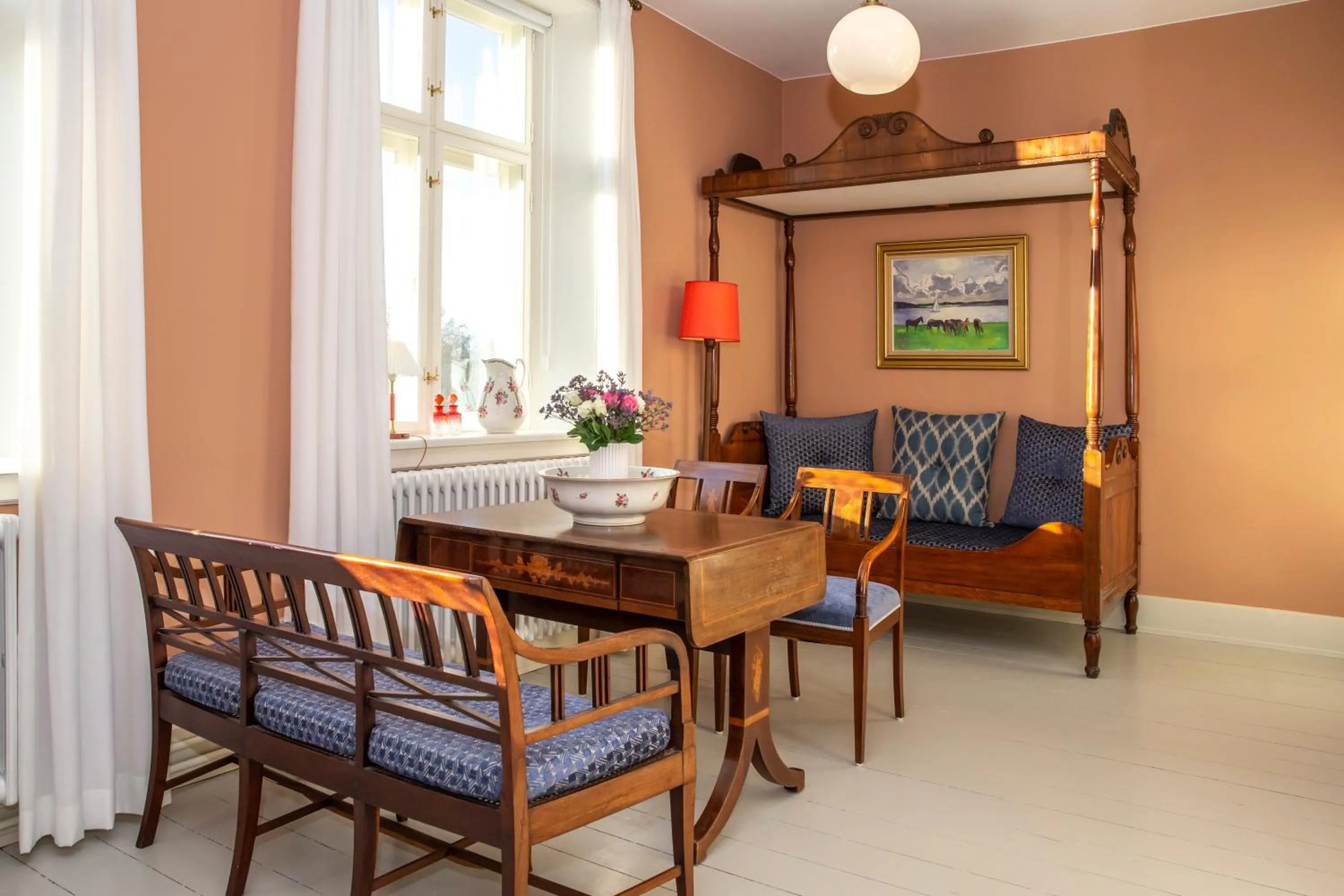 Living room in Fuglsang Herregaard Hotel