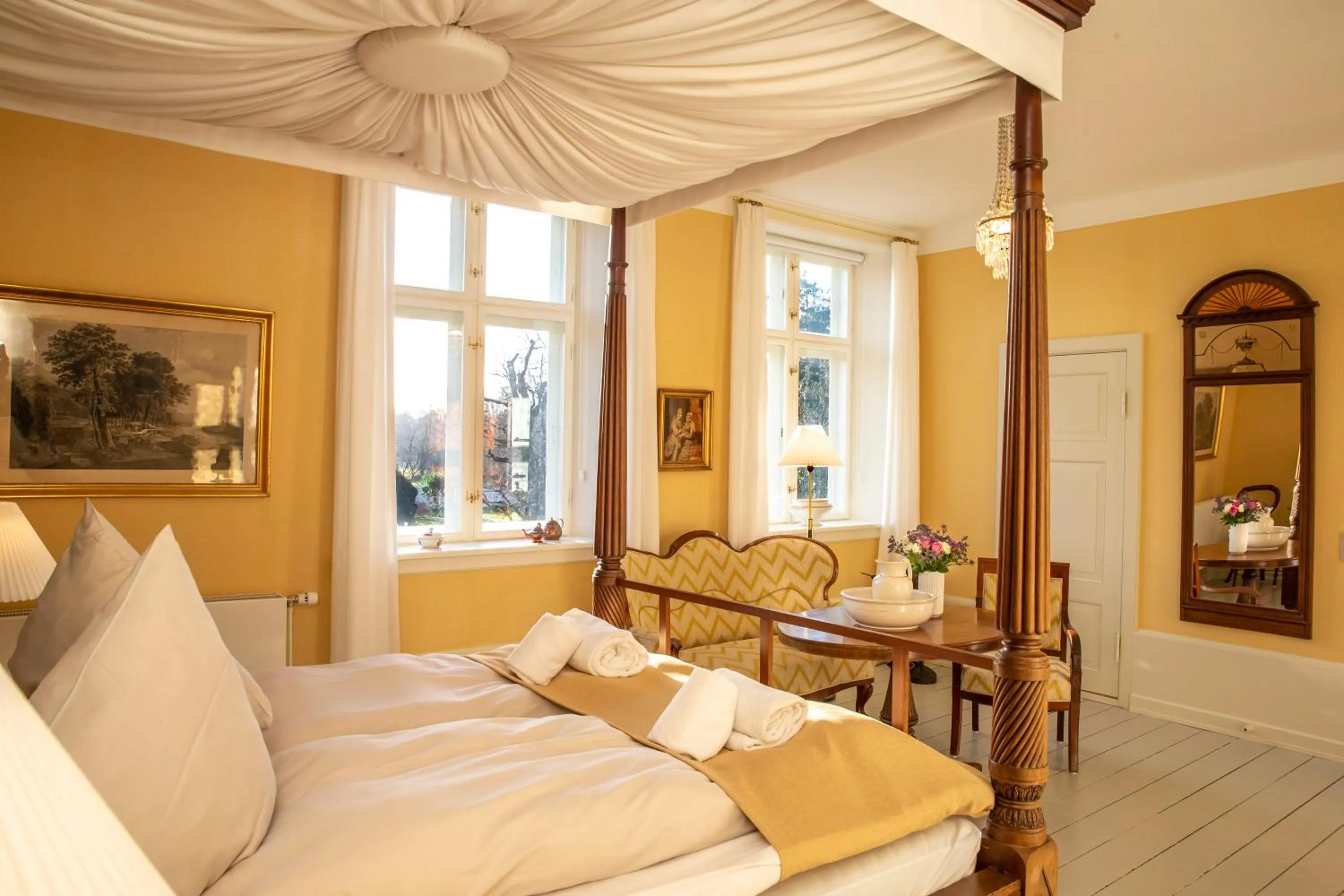 Bed in Fuglsang Herregaard Hotel