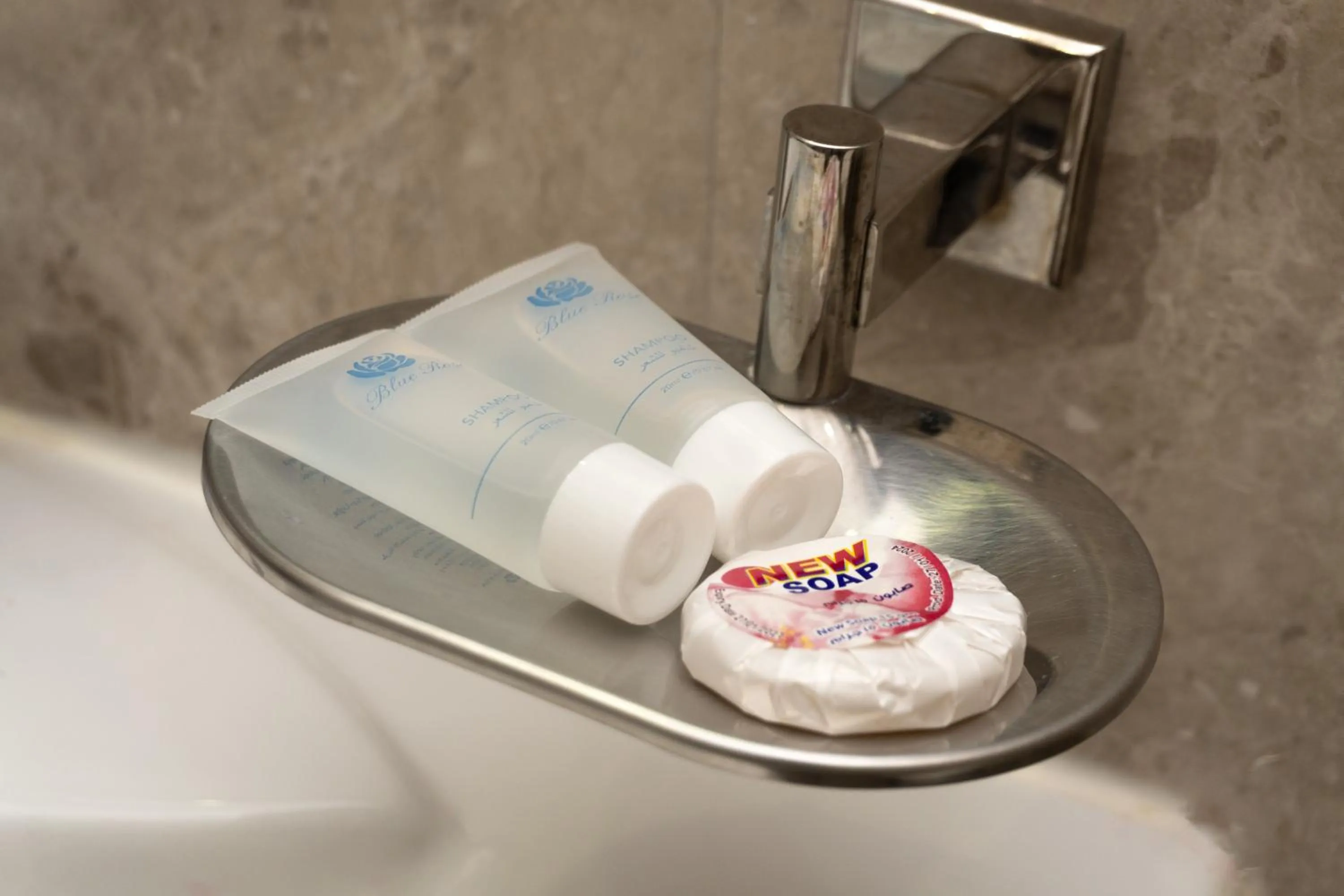 Bathroom in Dyar Sultana - 10 Mins Drive to Al Masjed Al Nabwi