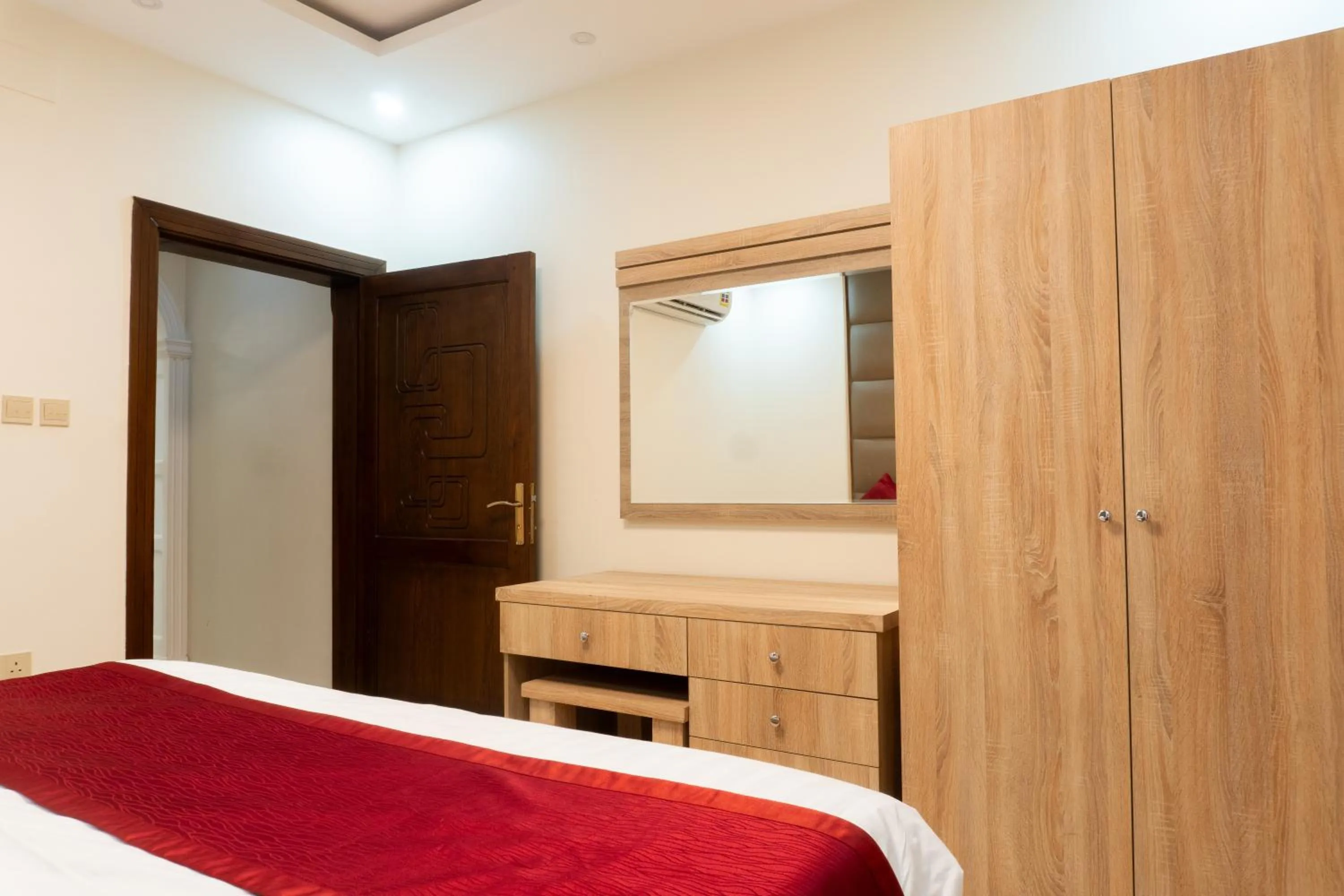 Bed in Dyar Sultana - 10 Mins Drive to Al Masjed Al Nabwi