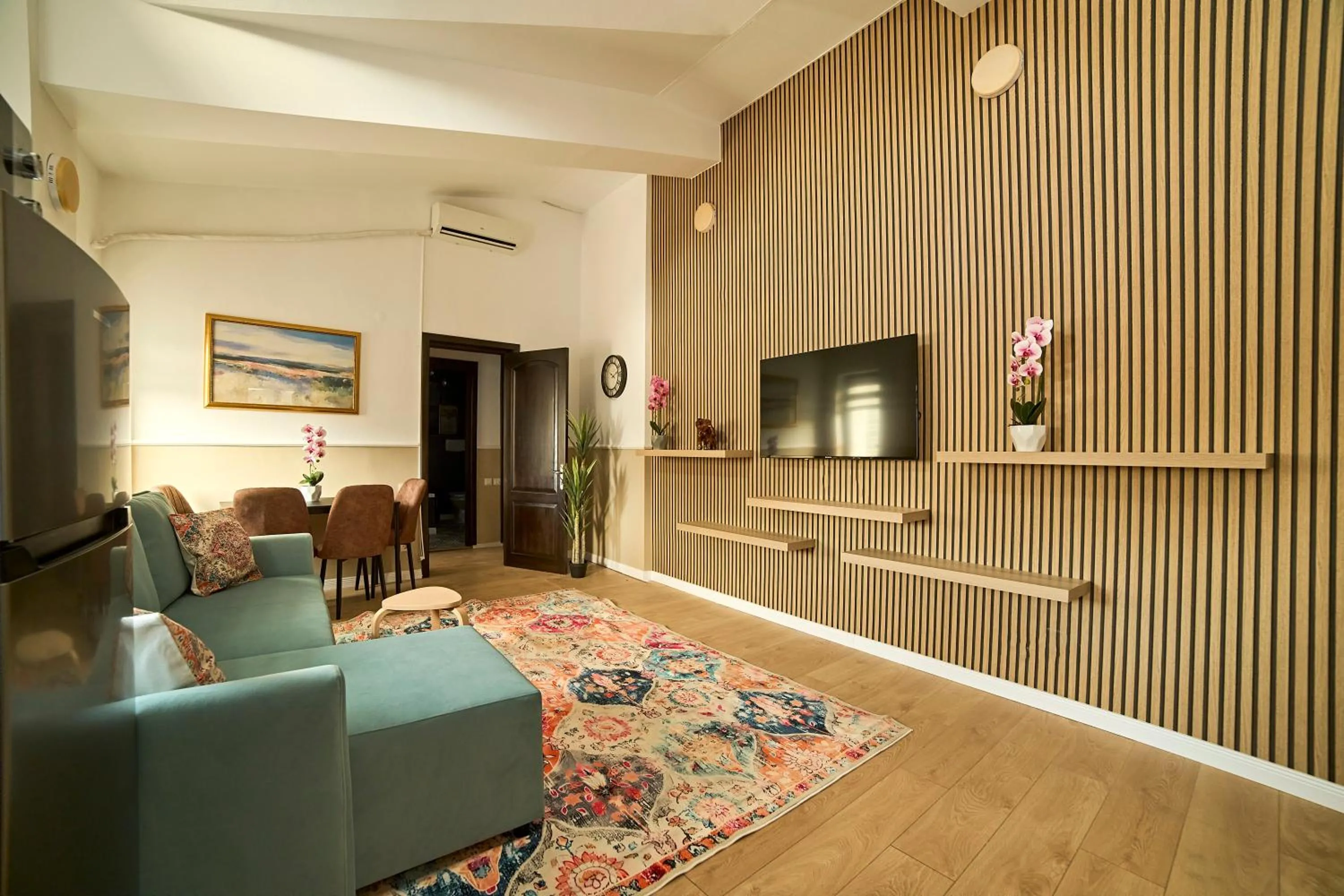 Dona Premier Suites