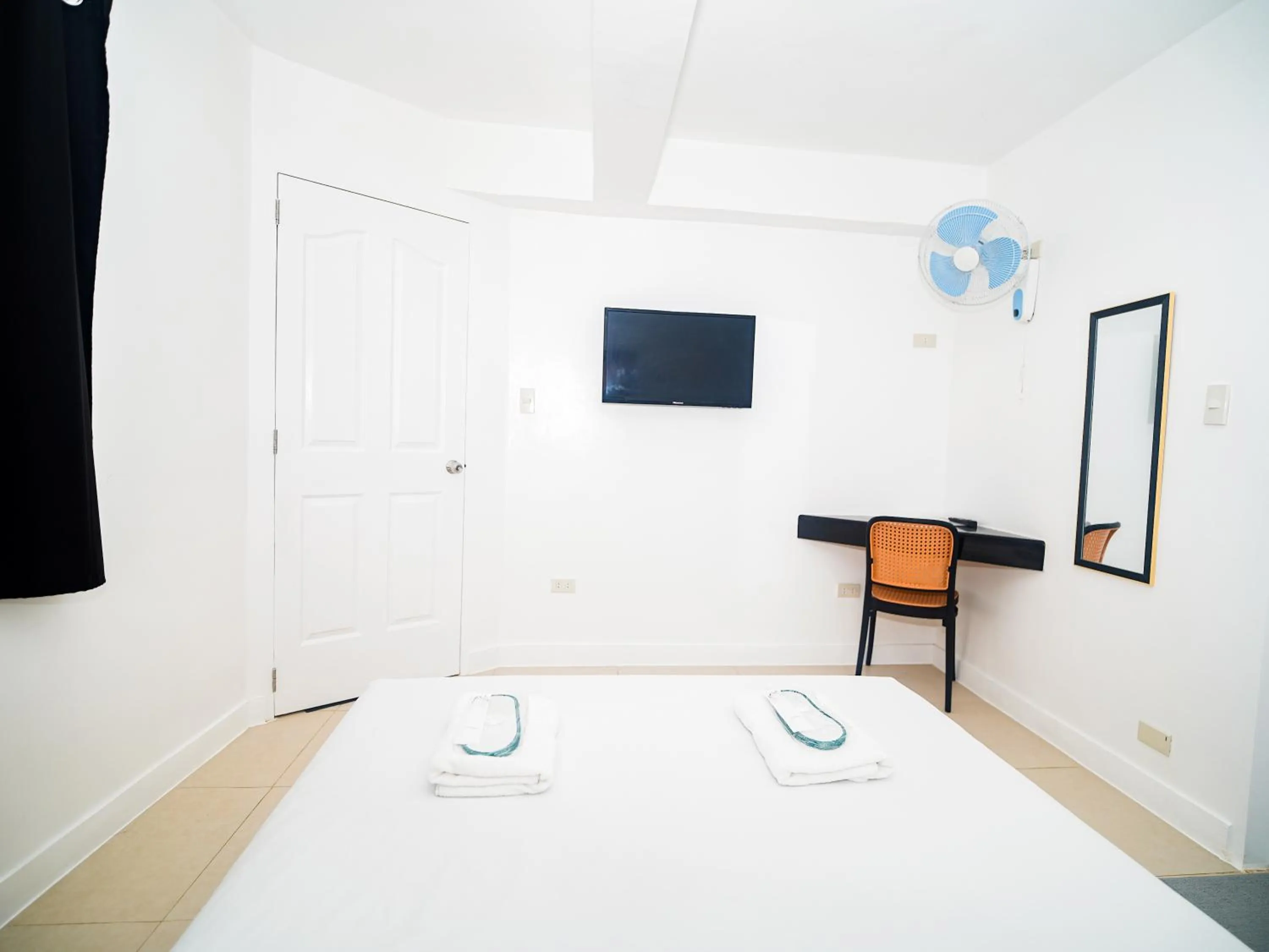 Bed in CJS Boracay Joint