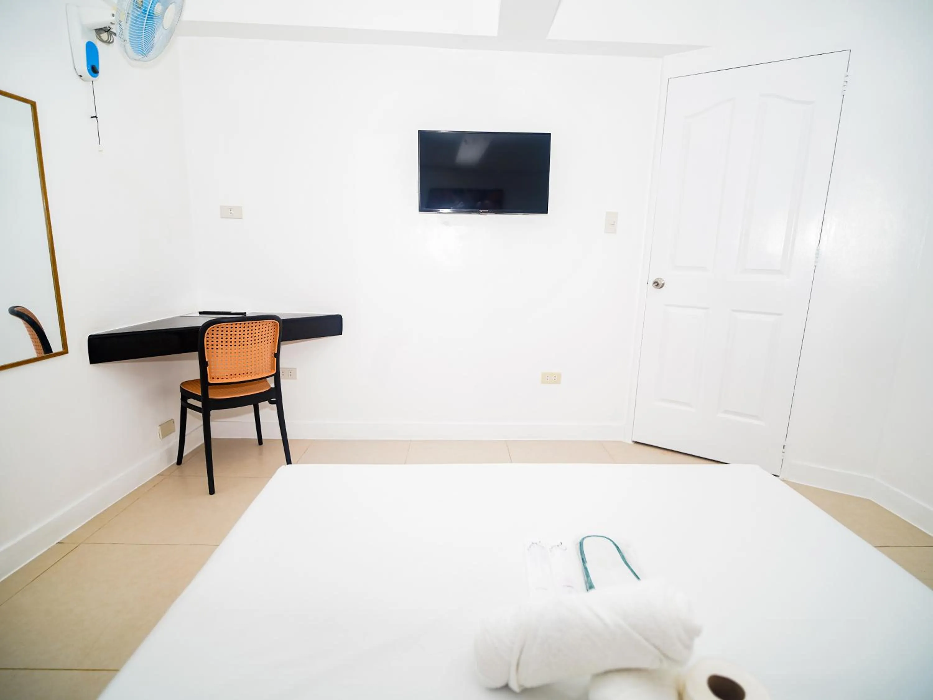 Bed in CJS Boracay Joint