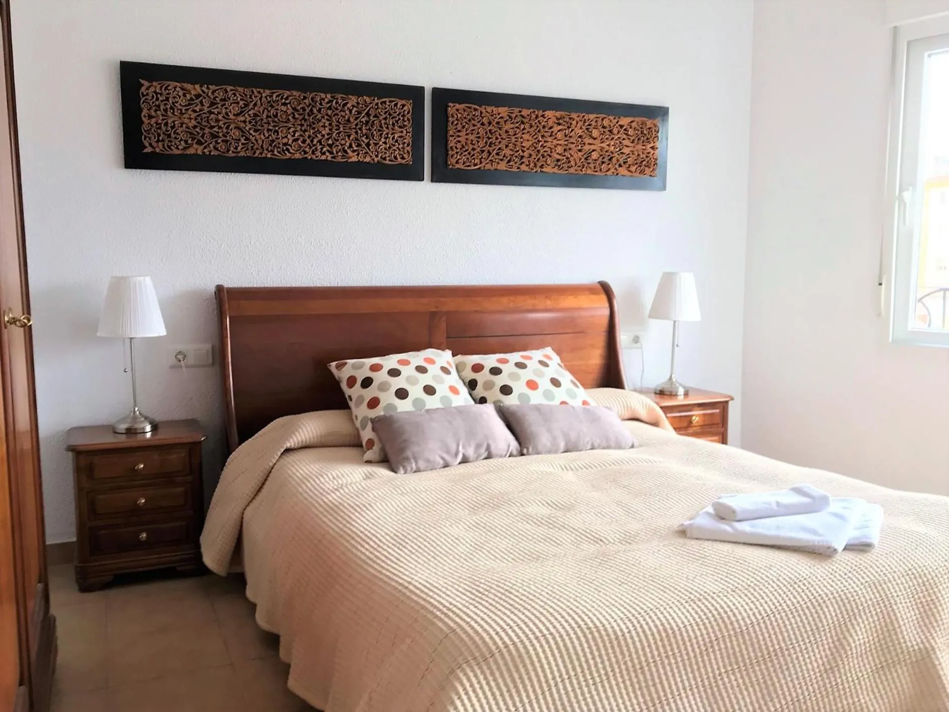 Bed in Apartment Ronda City Center