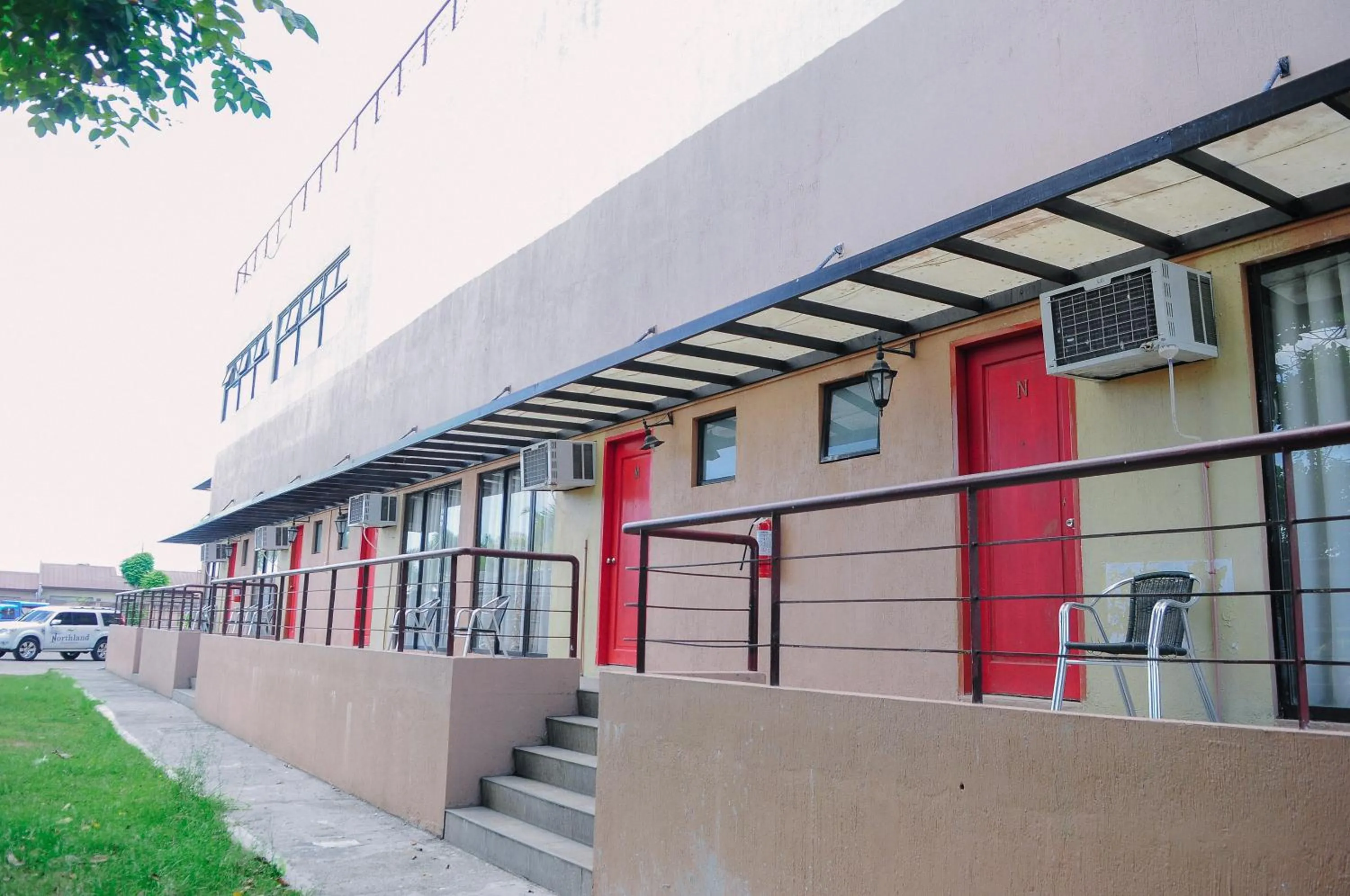 Swimming pool in Northland Resort Hotel Manapla