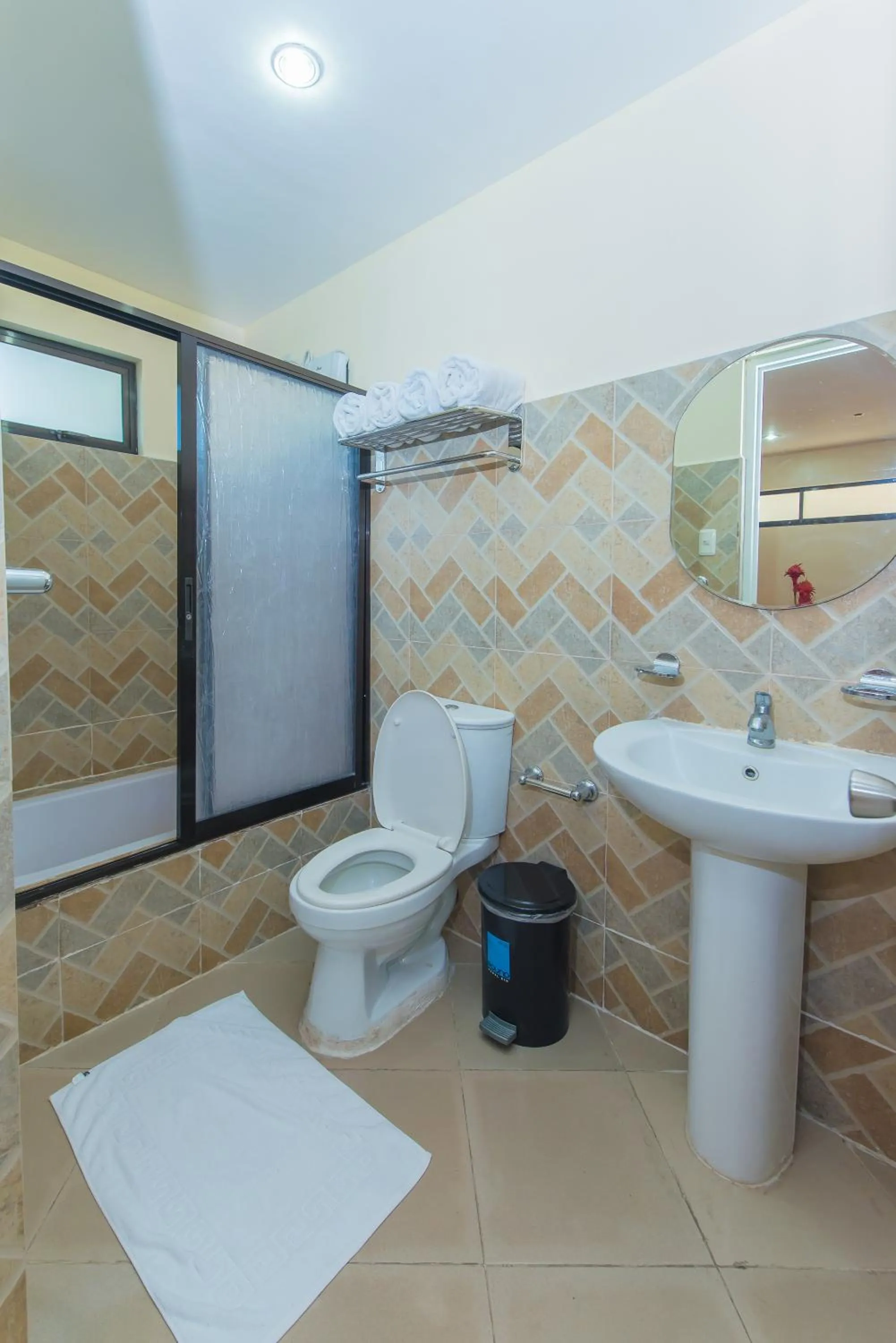 Toilet in Northland Resort Hotel Manapla