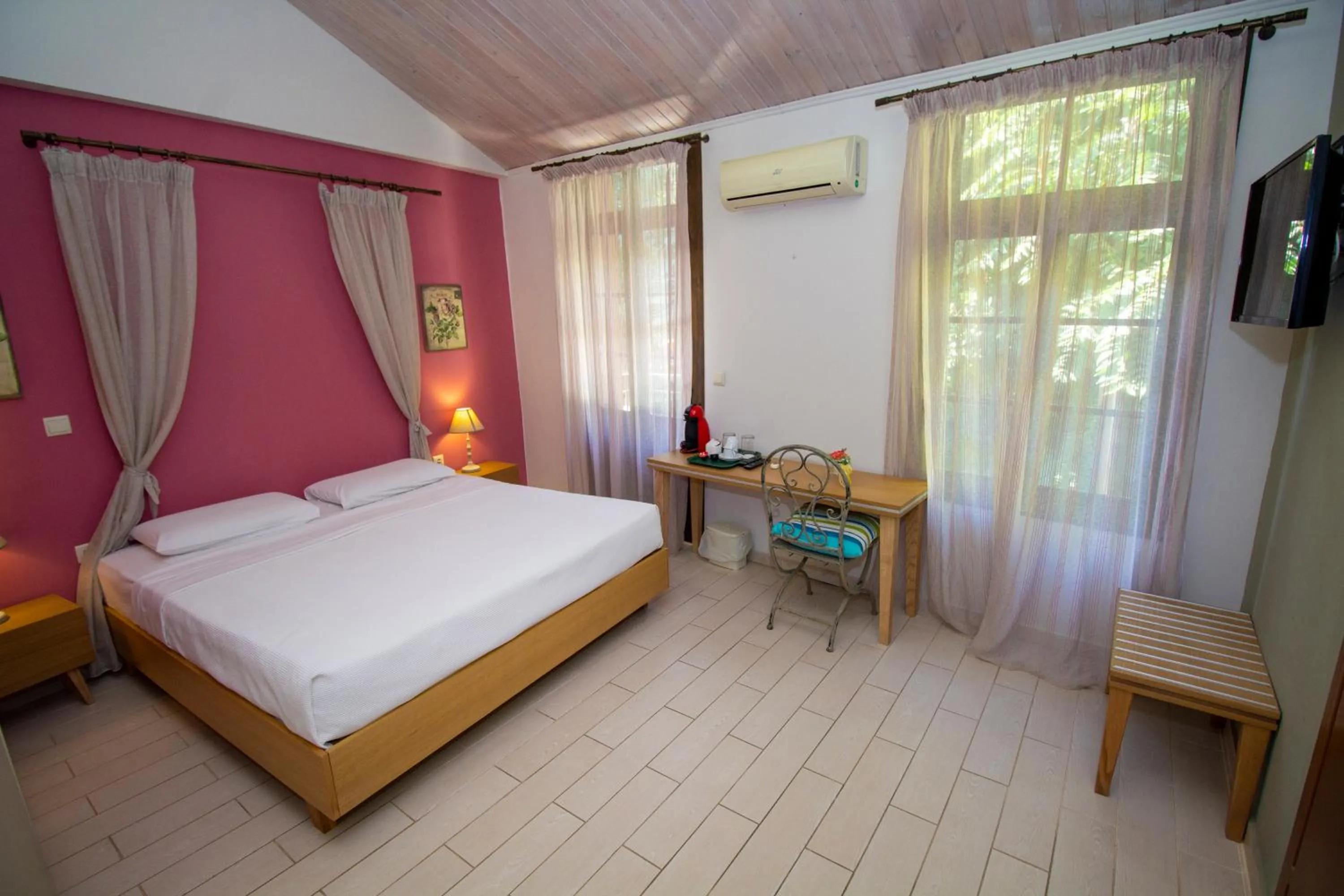 Bed in Elia Portou Rooms
