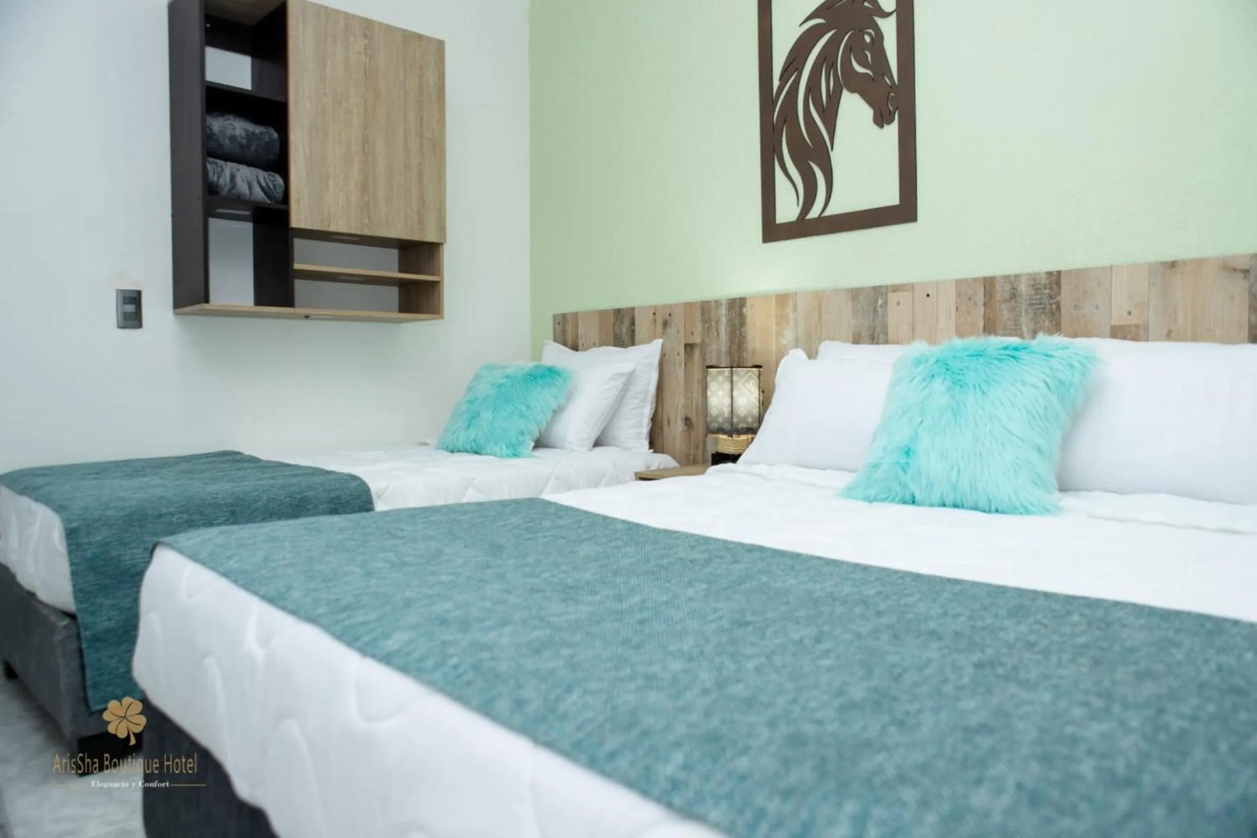 Photo of the whole room, Bed in ArisSha Boutique Hotel