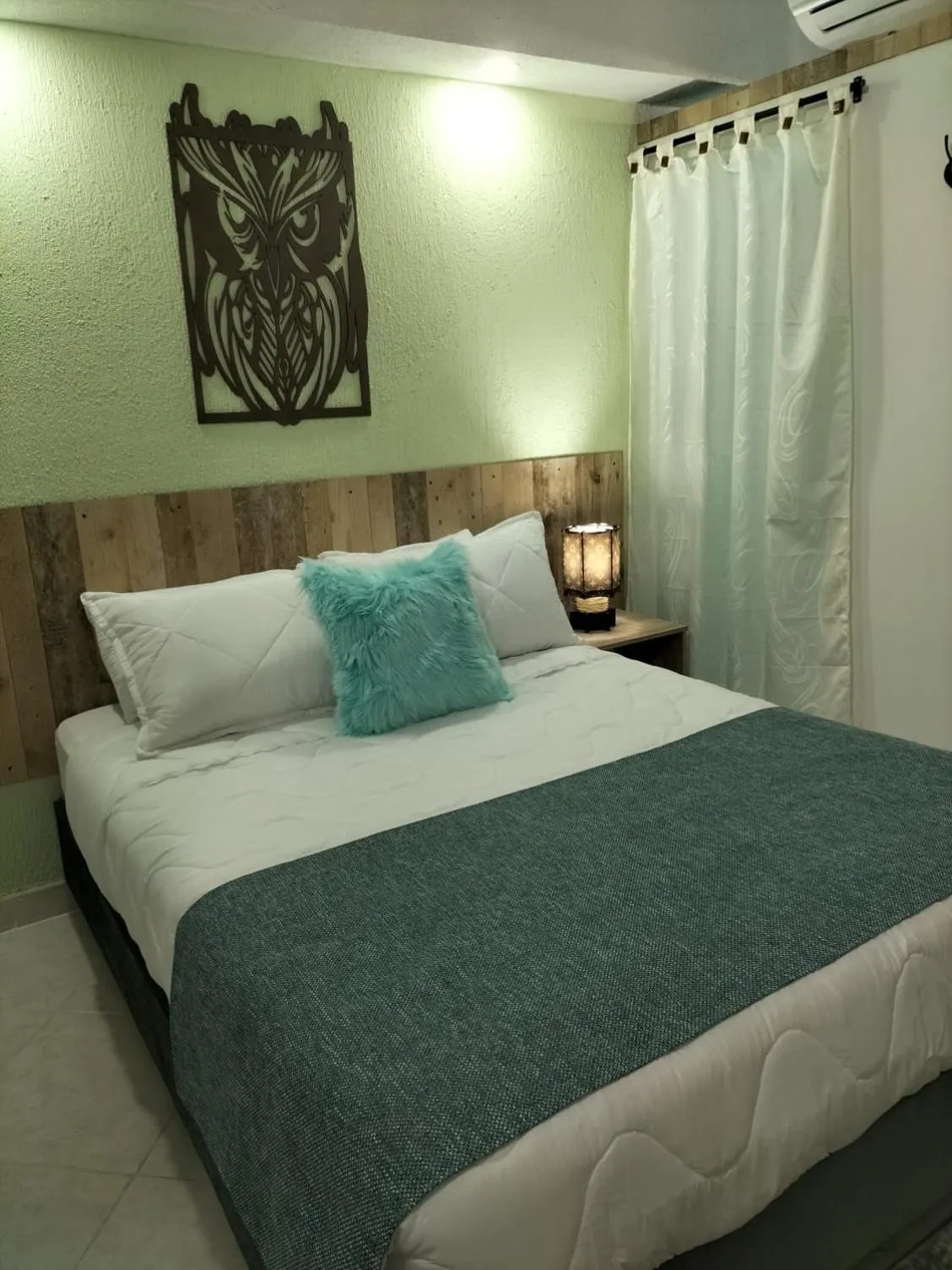 Photo of the whole room, Bed in ArisSha Boutique Hotel