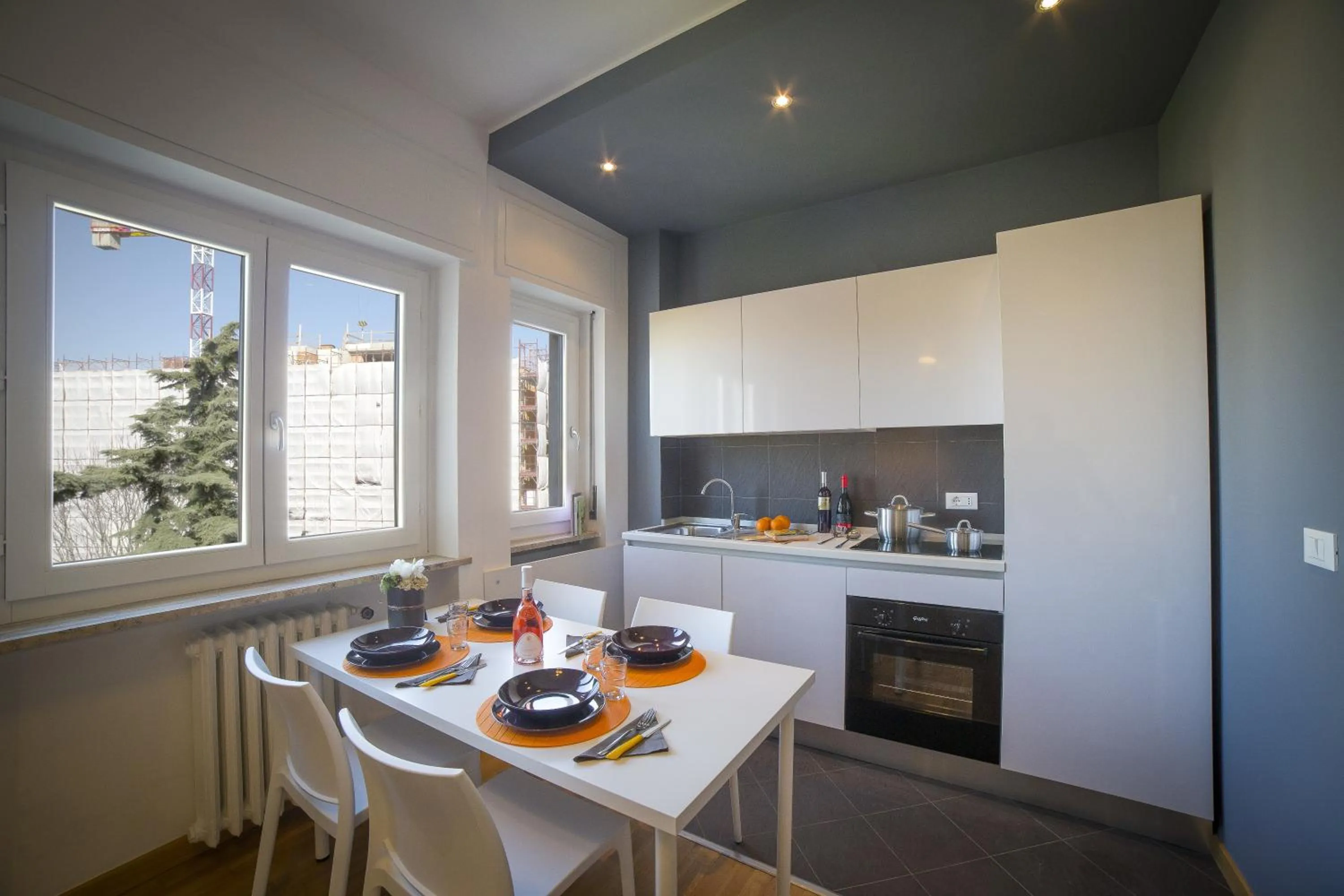 Kitchen or kitchenette in Aurum Aparthotels Gambara