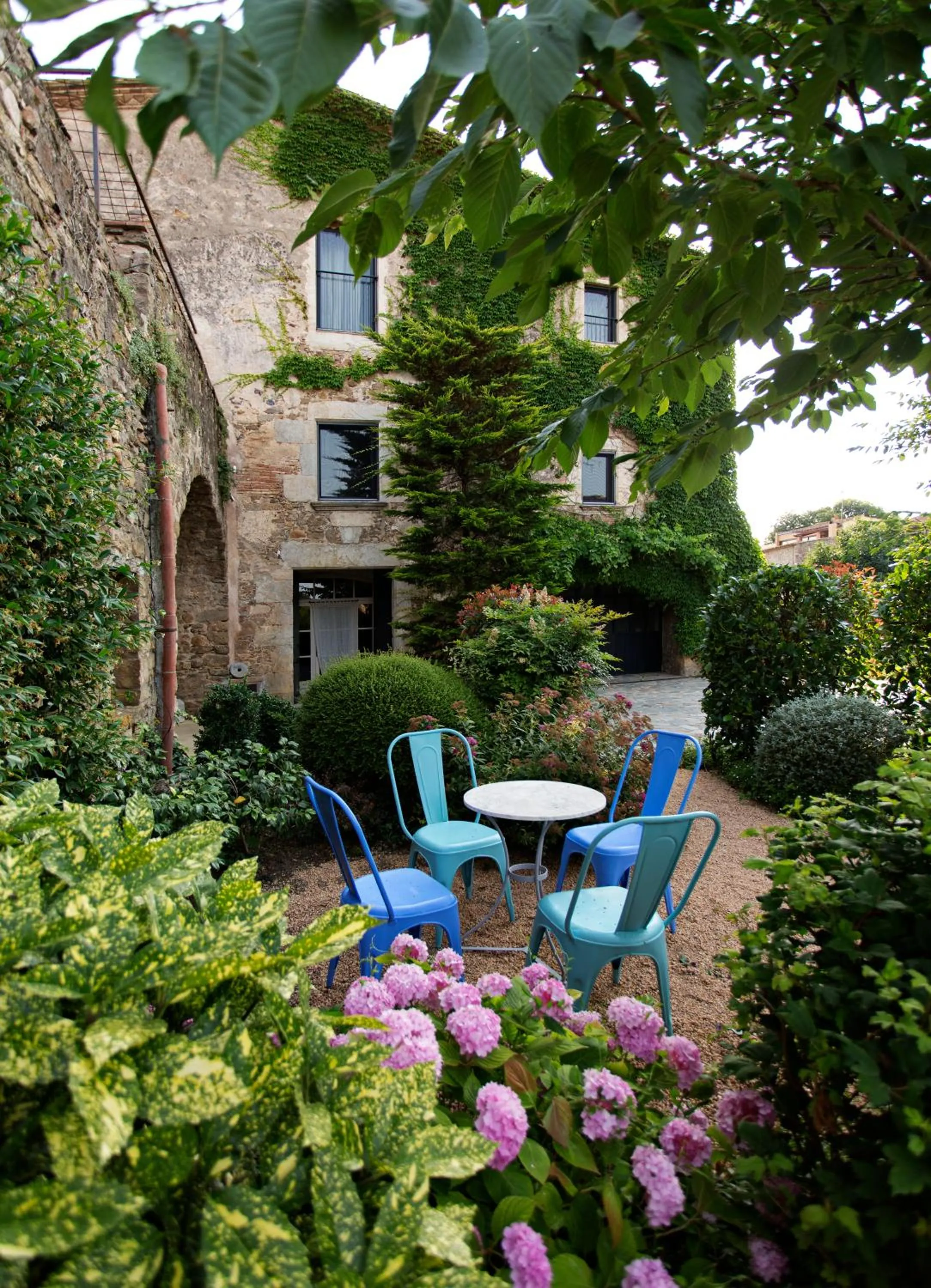 Garden in Encís d'Empordà -Adults Only-