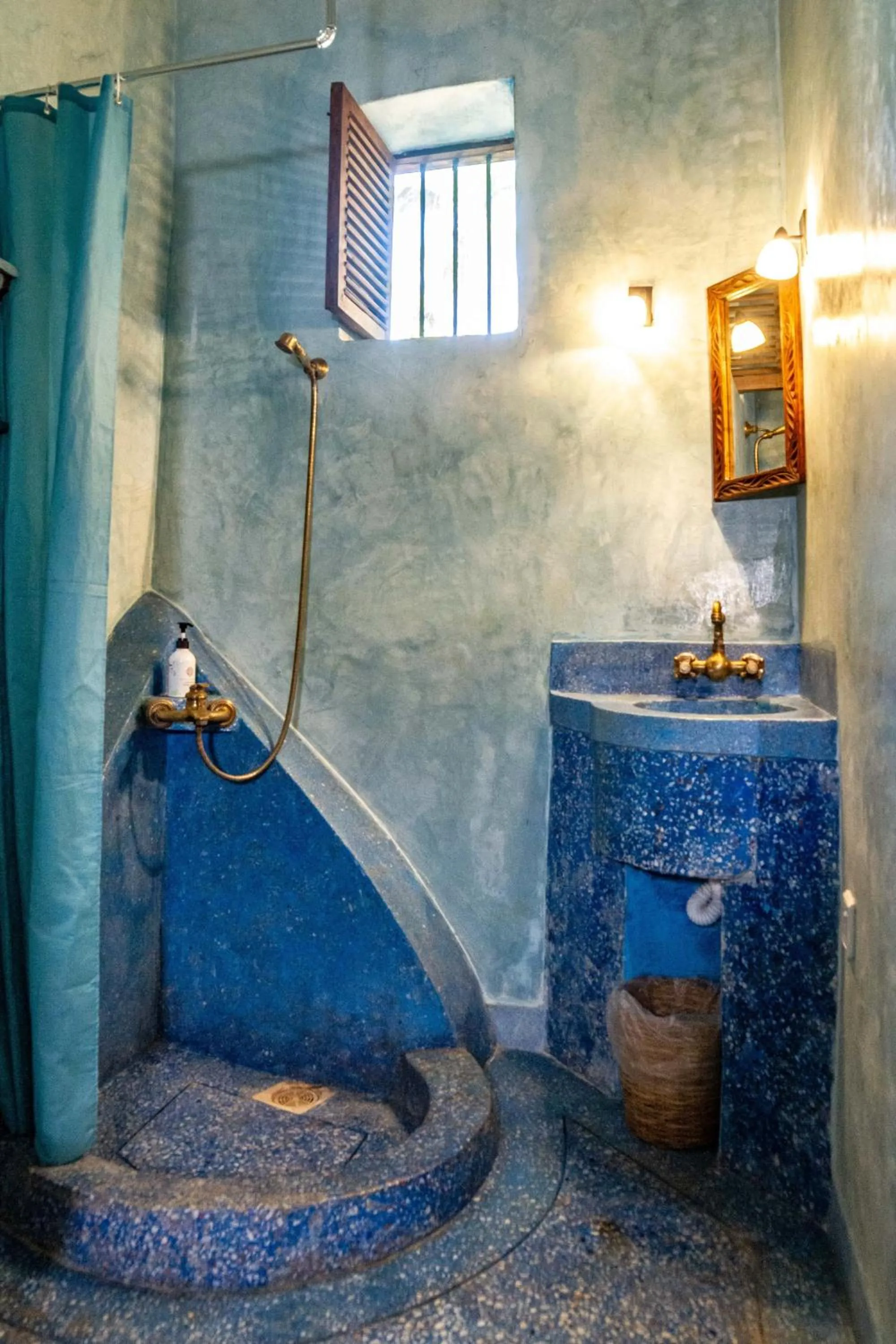 Hot Tub in Villa Bahati Zanzibar