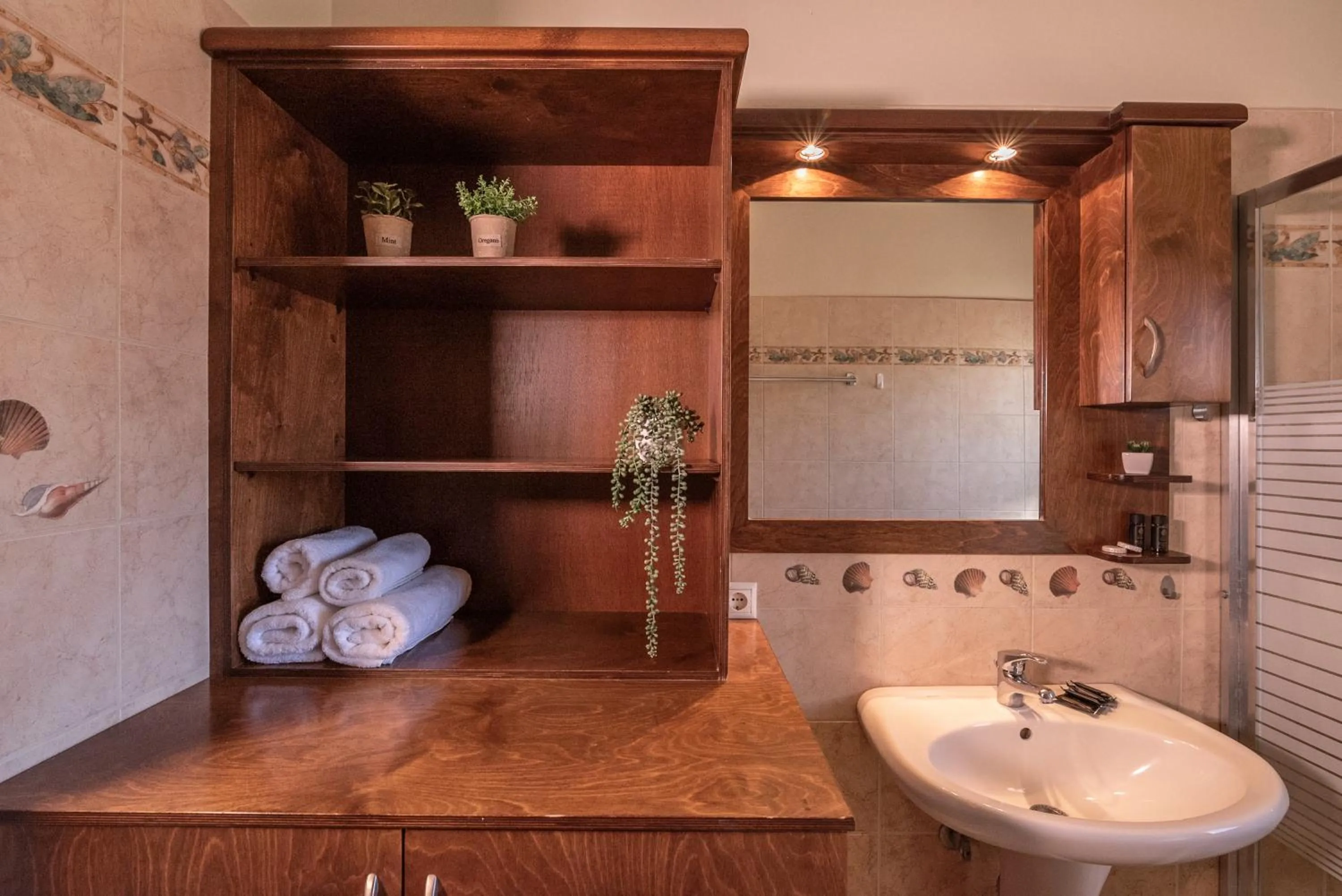 Bathroom in Secreto Studios