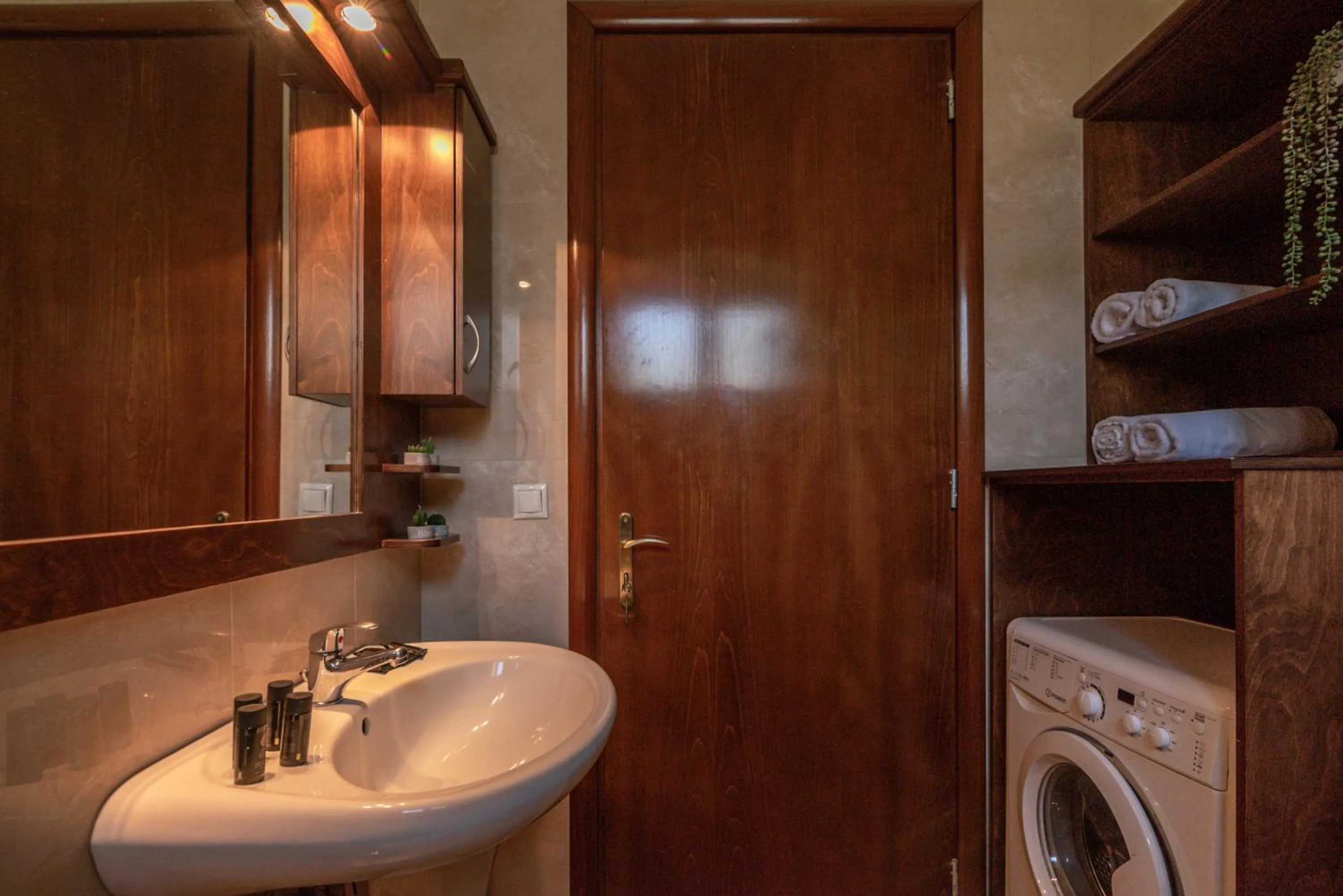 Bath in Secreto Studios