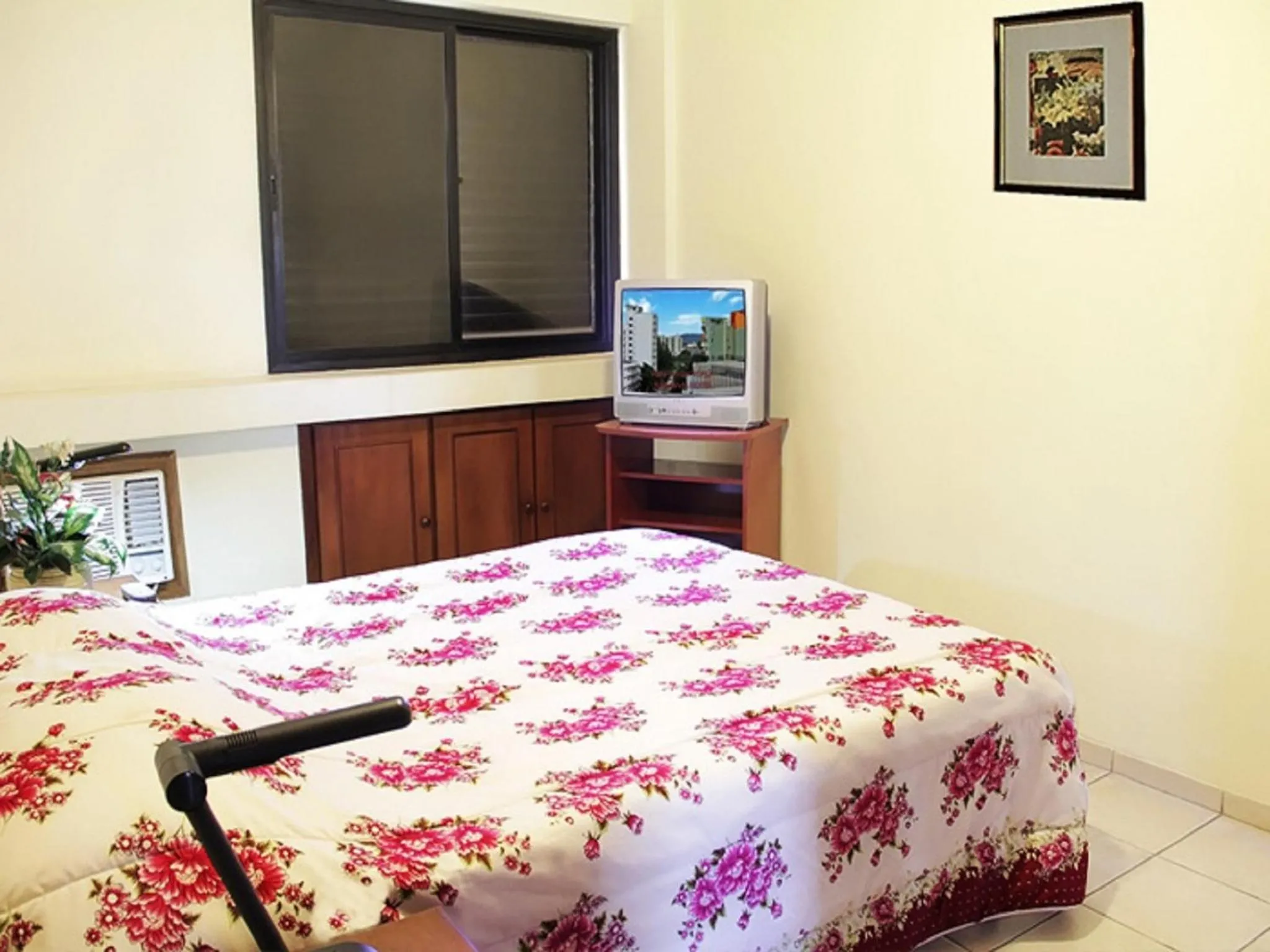 Photo of the whole room, Bed in Scala Residence Hotel