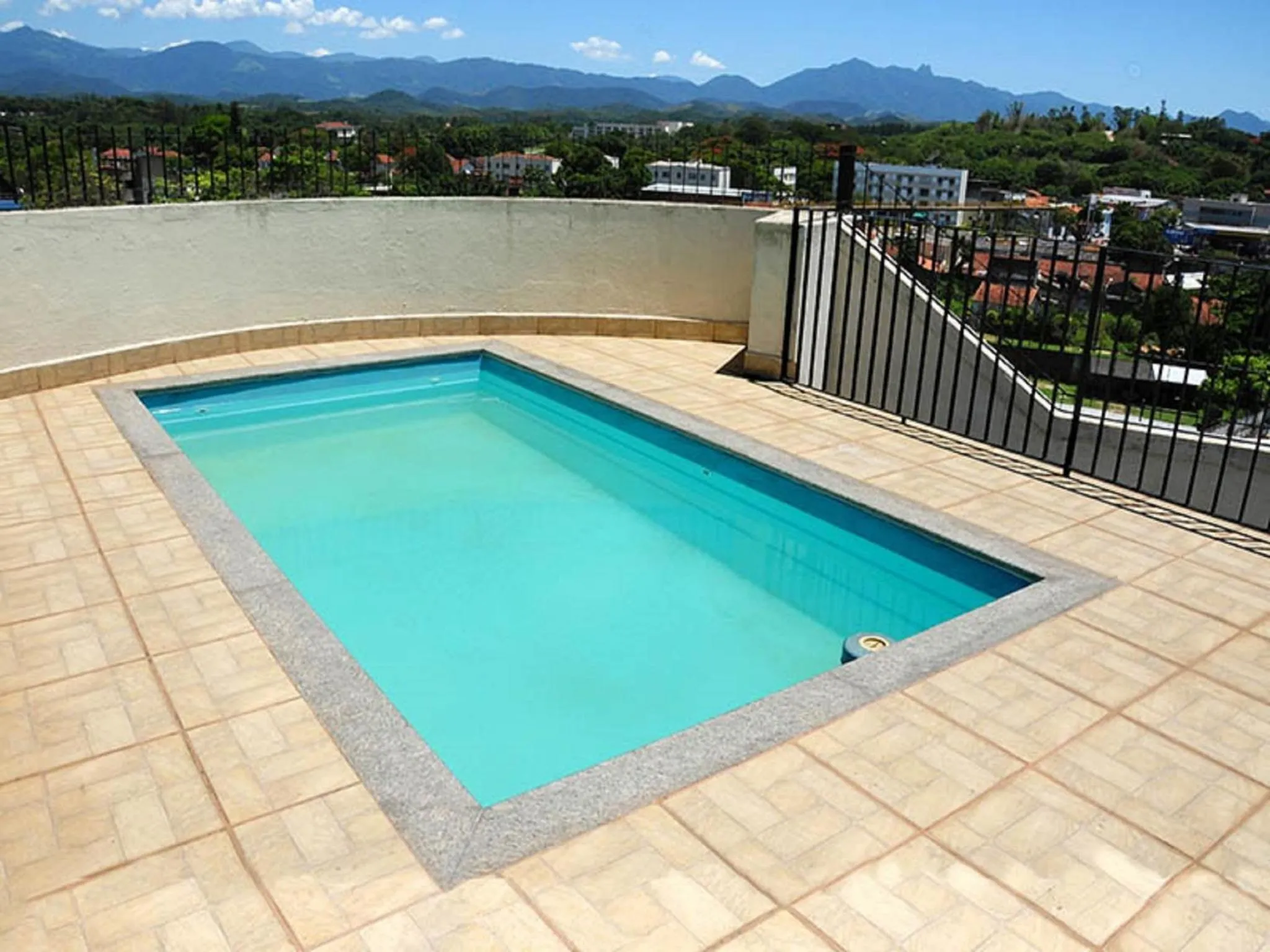 Swimming pool in Scala Residence Hotel