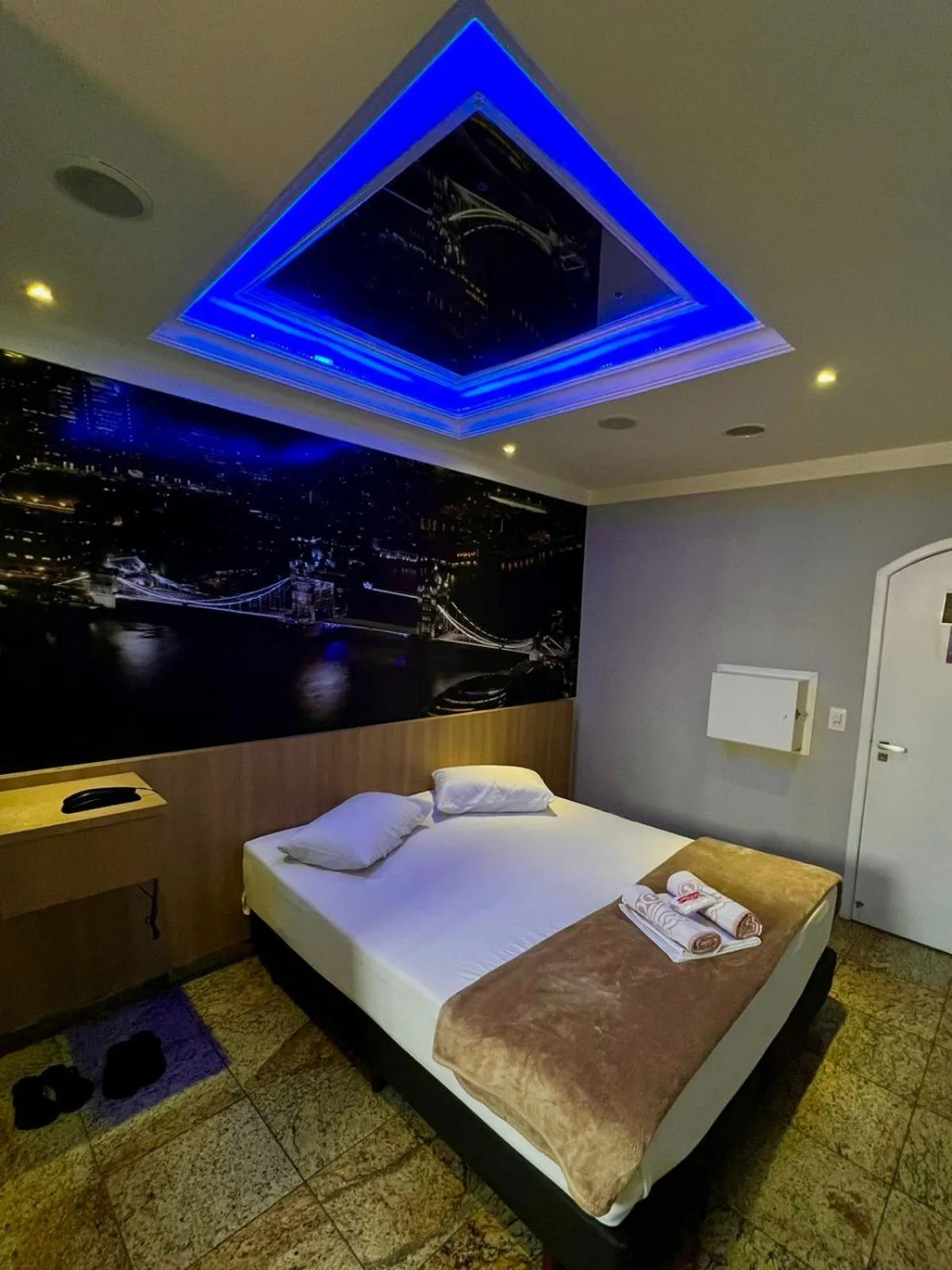 Bed in Motel Segredos (Adults Only)