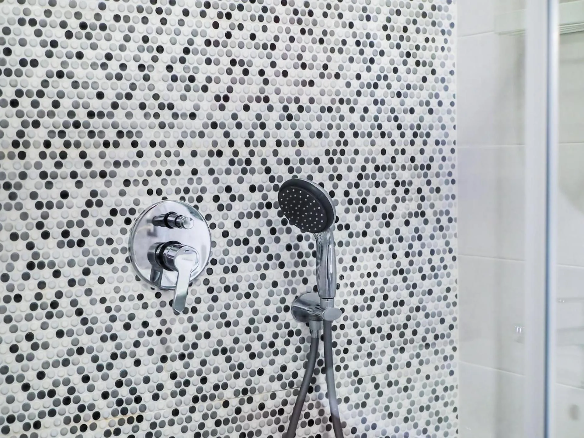 Shower in C'est La Vie Suites