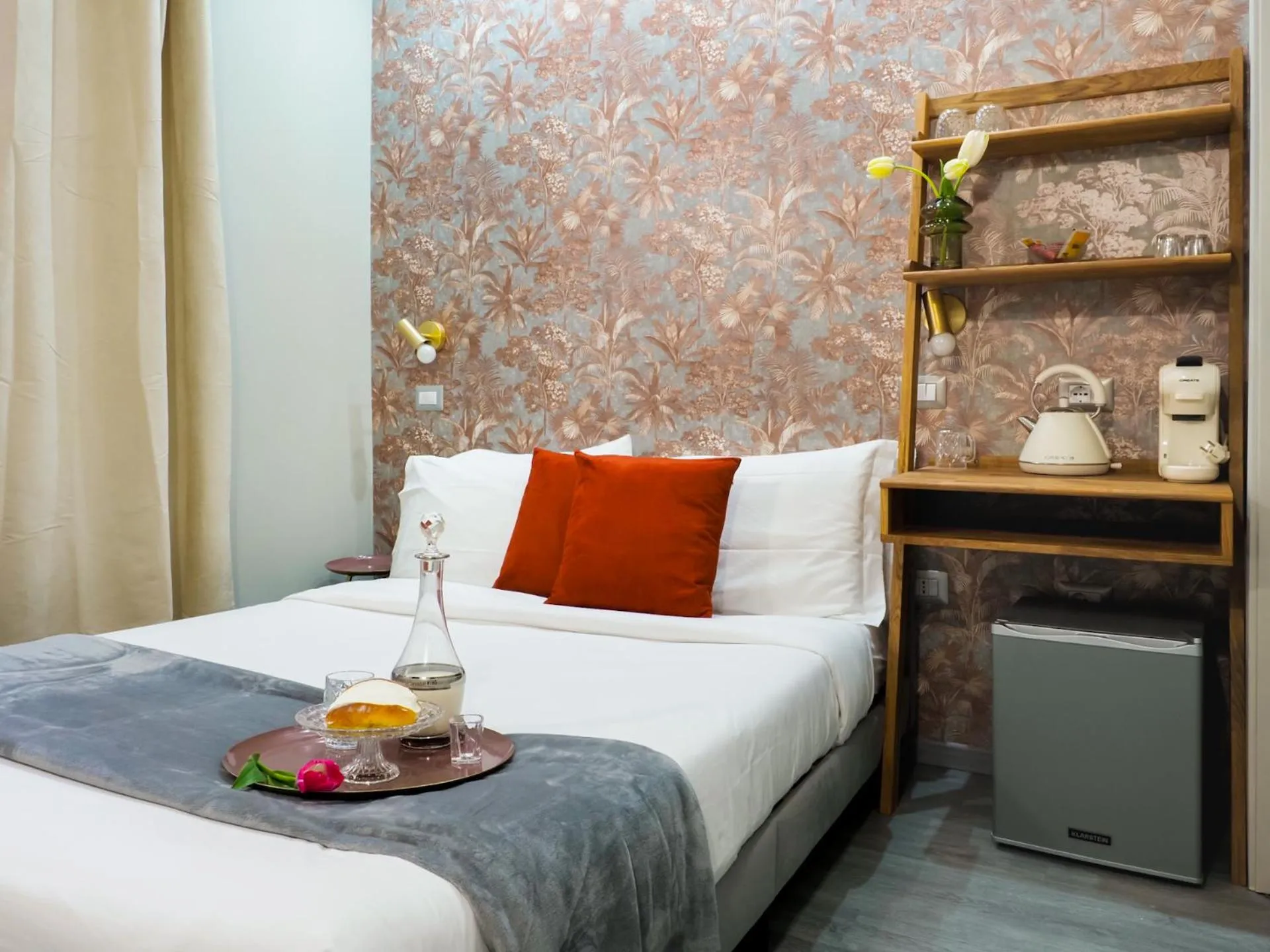 Bed in C'est La Vie Suites