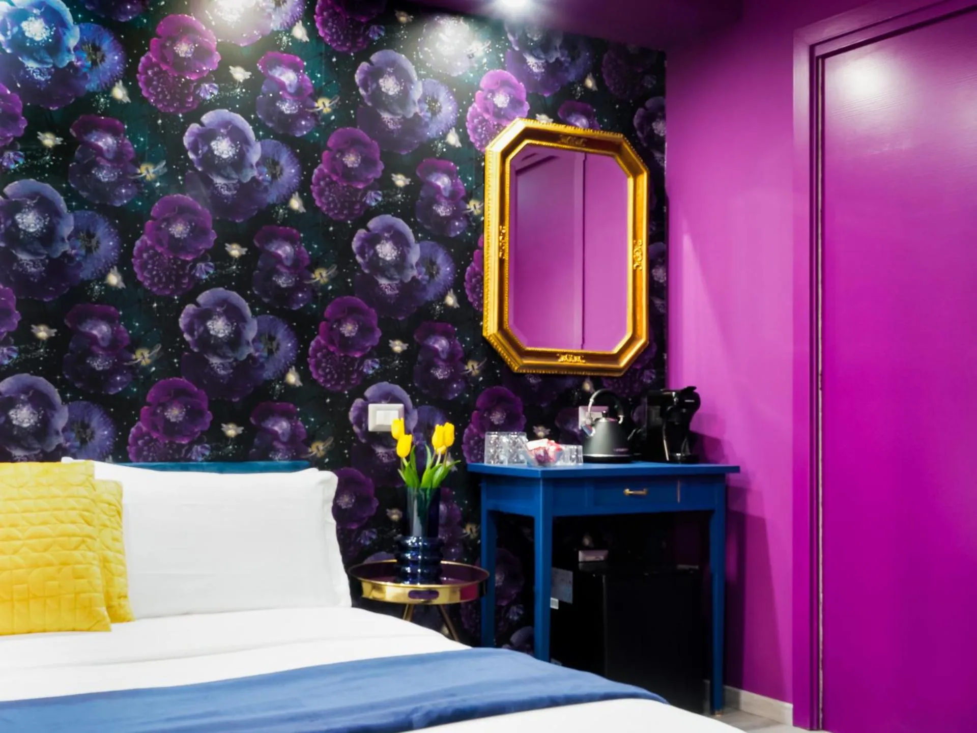 Bed in C'est La Vie Suites