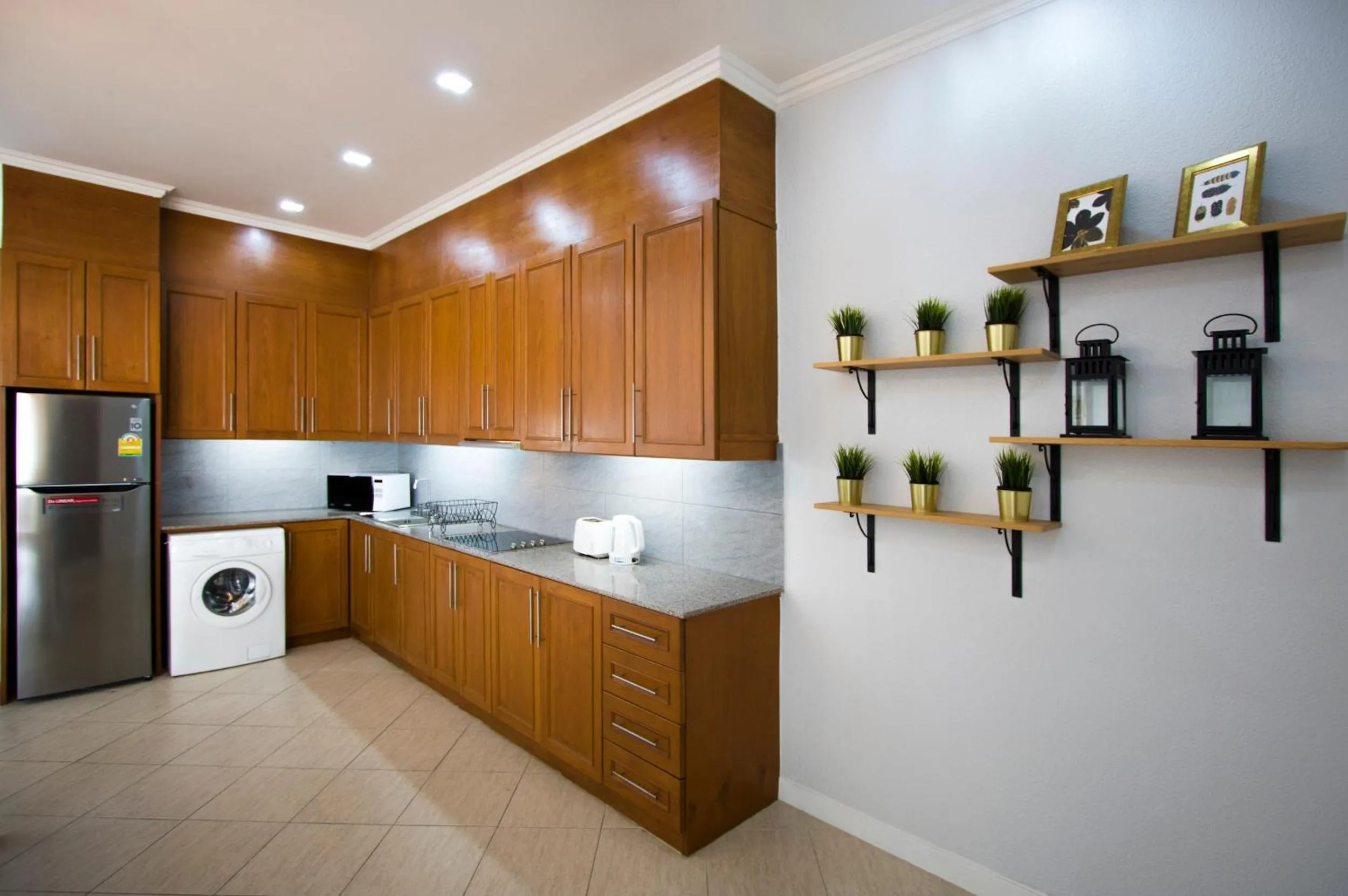 Kitchen or kitchenette in Tortuga Villas Pattaya