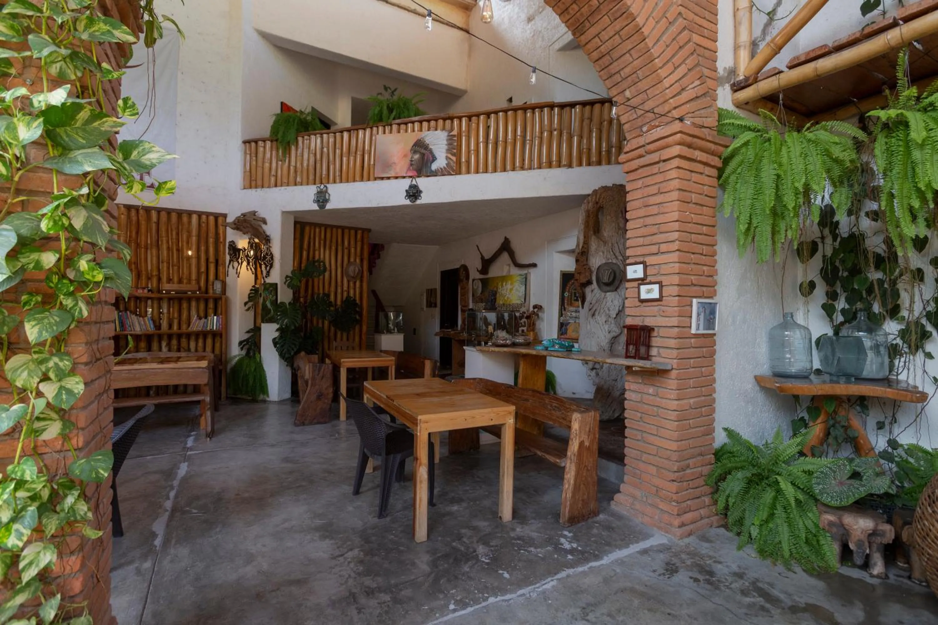 Property building in Hotel Casa Lasibe Café