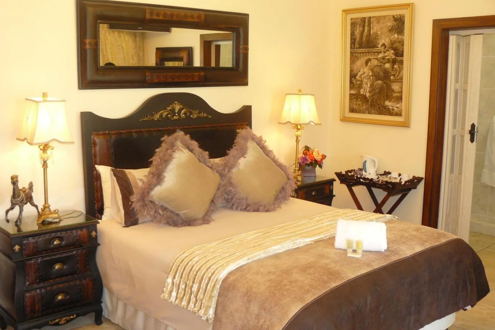 Bed in Kimberley Manor Guesthouse