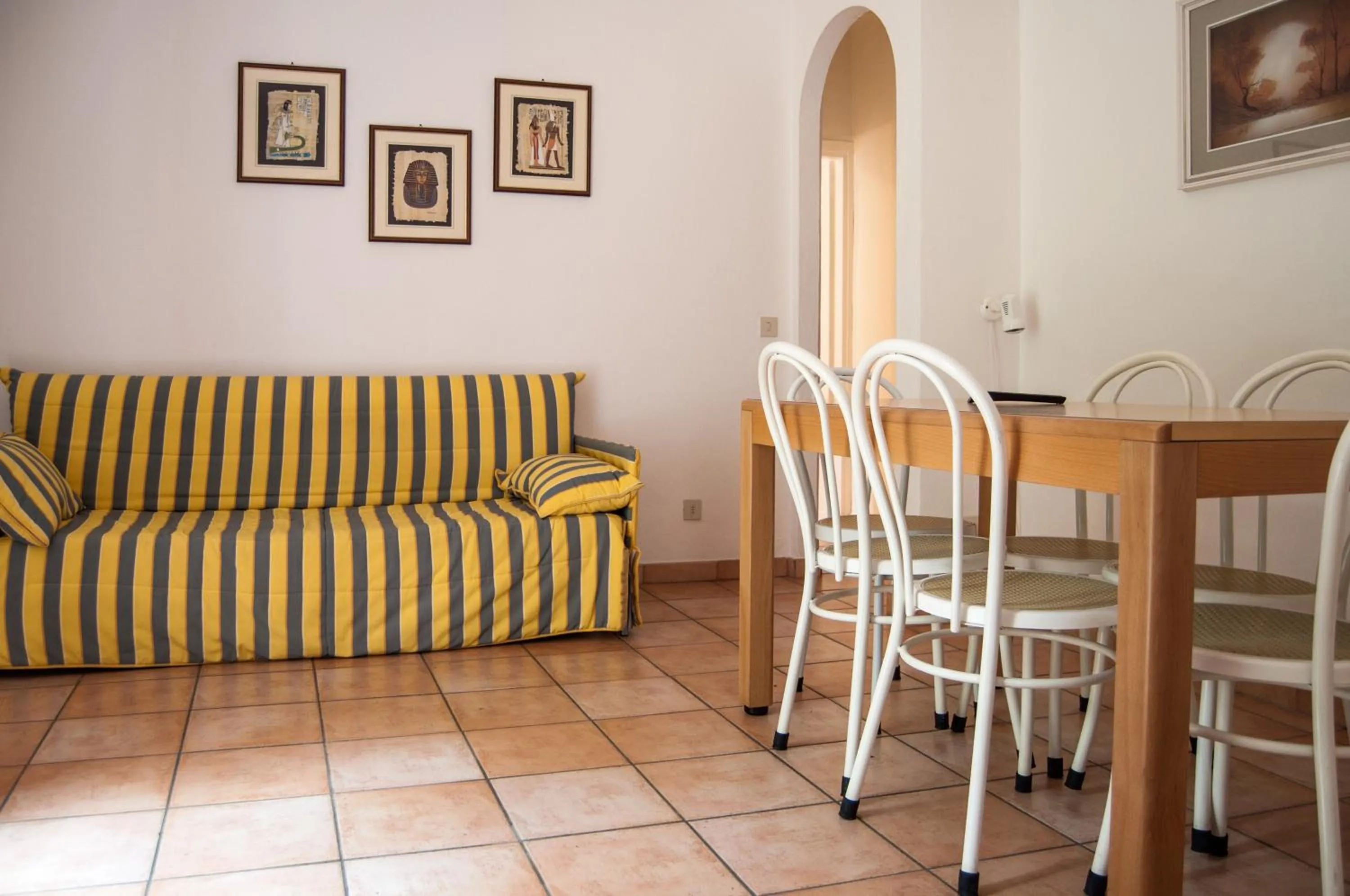 Dining area in Residence Le Mimose