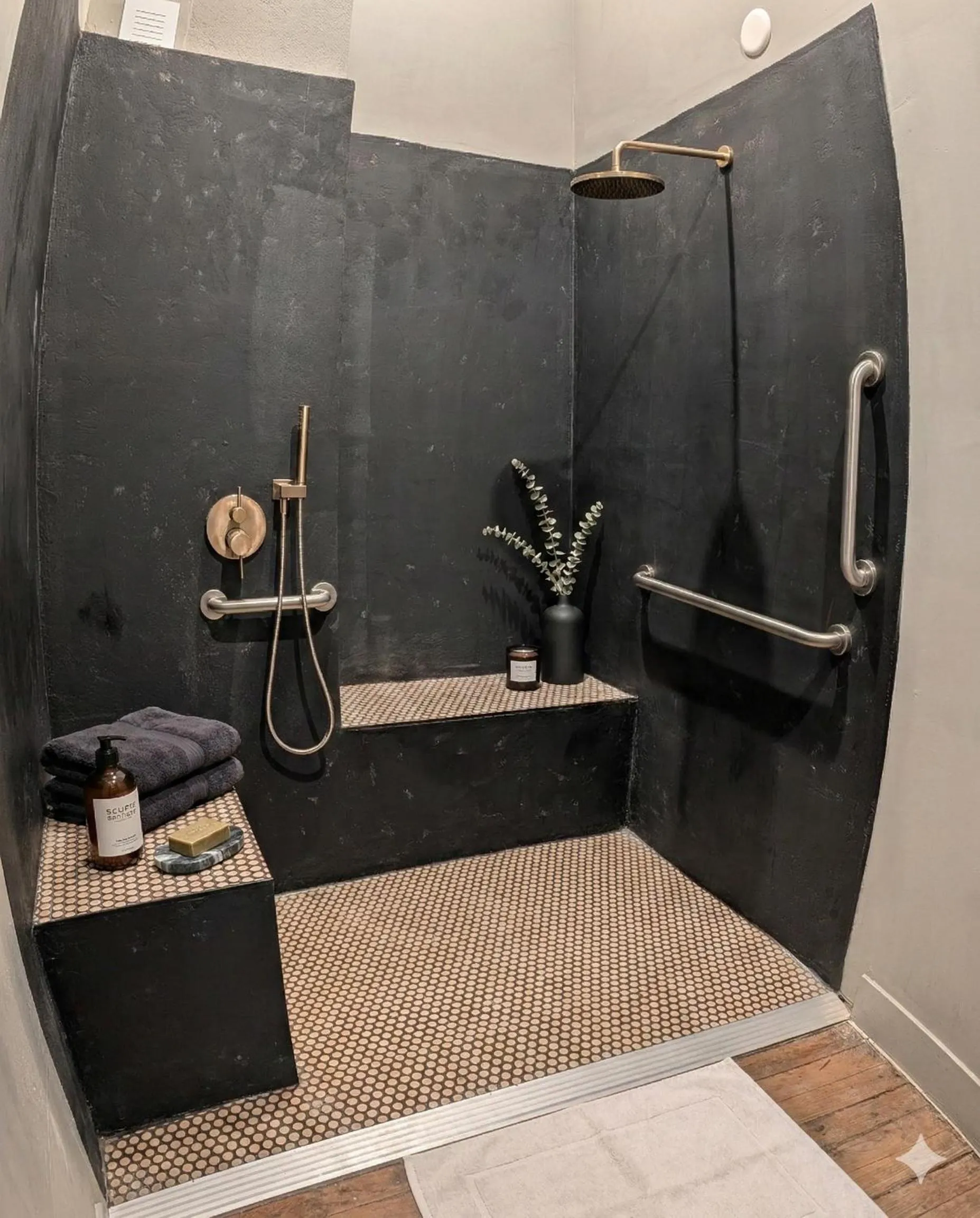 The Well Hotel & Taproom