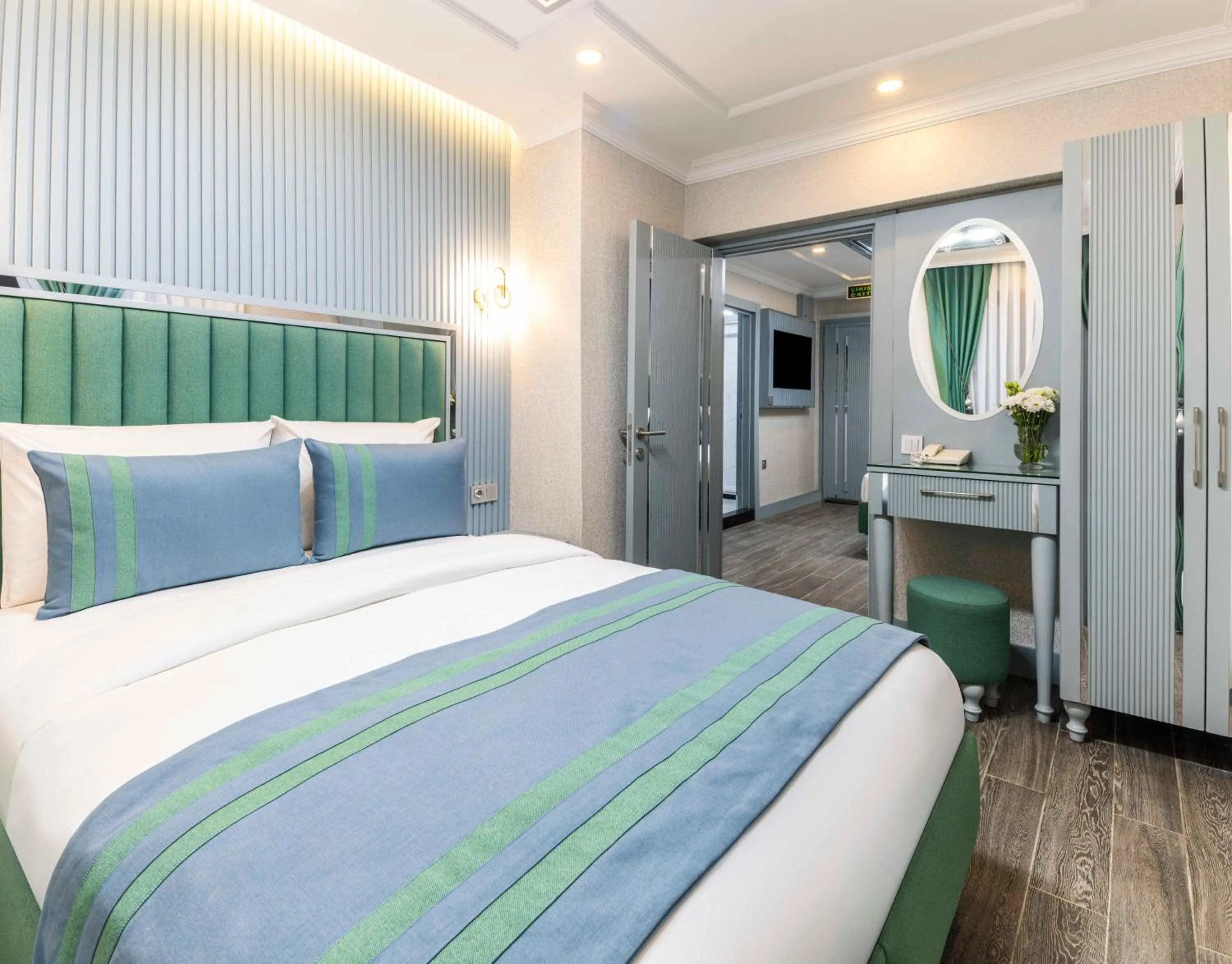 Bedroom, Bed in Santa Rio Gold Taxim Hotel