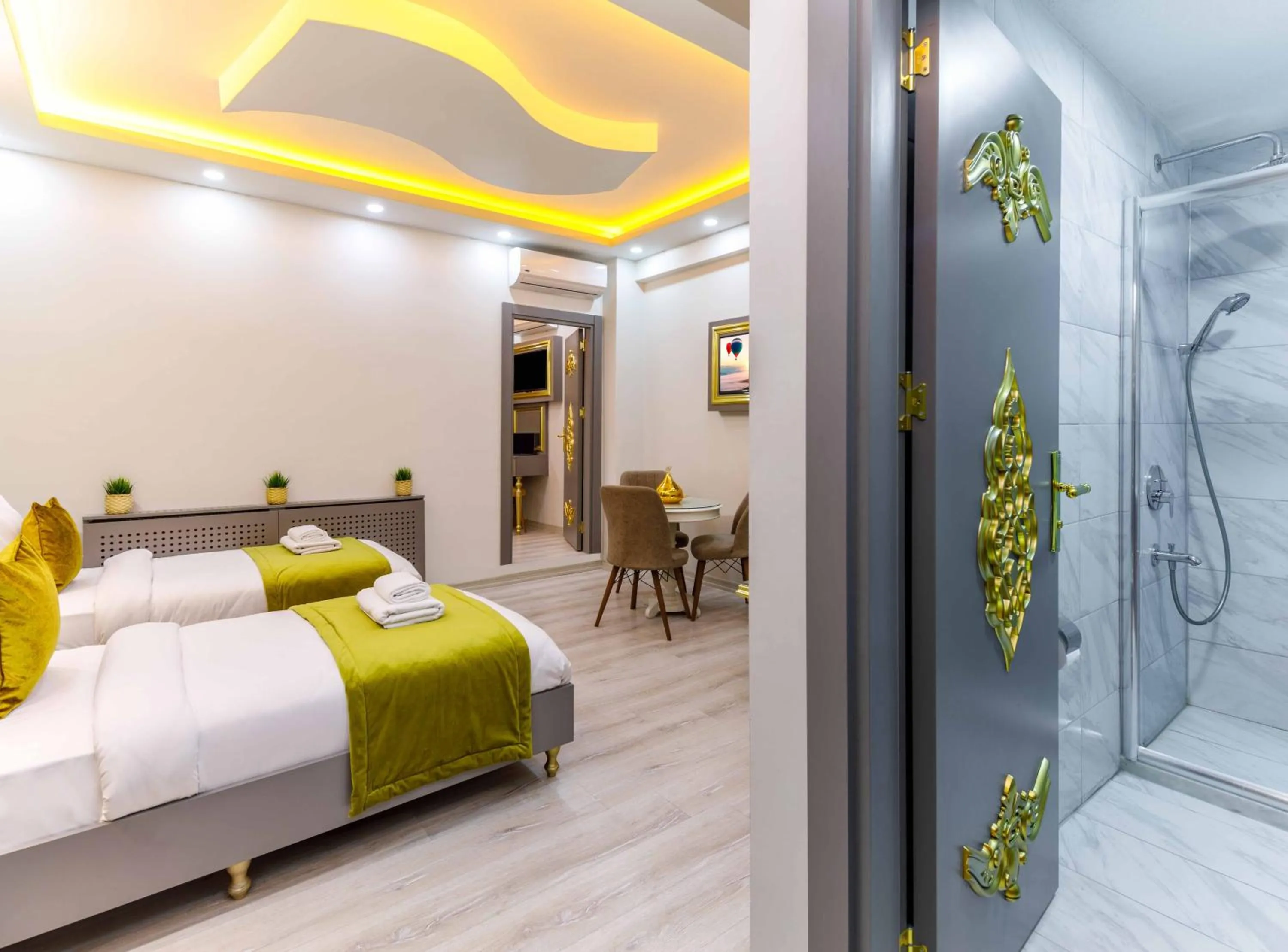 Bed in Santa Rio Gold Taxim Hotel