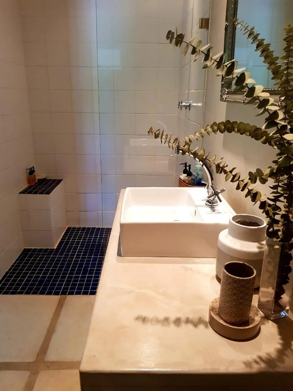 Bathroom in Eight on Tuin