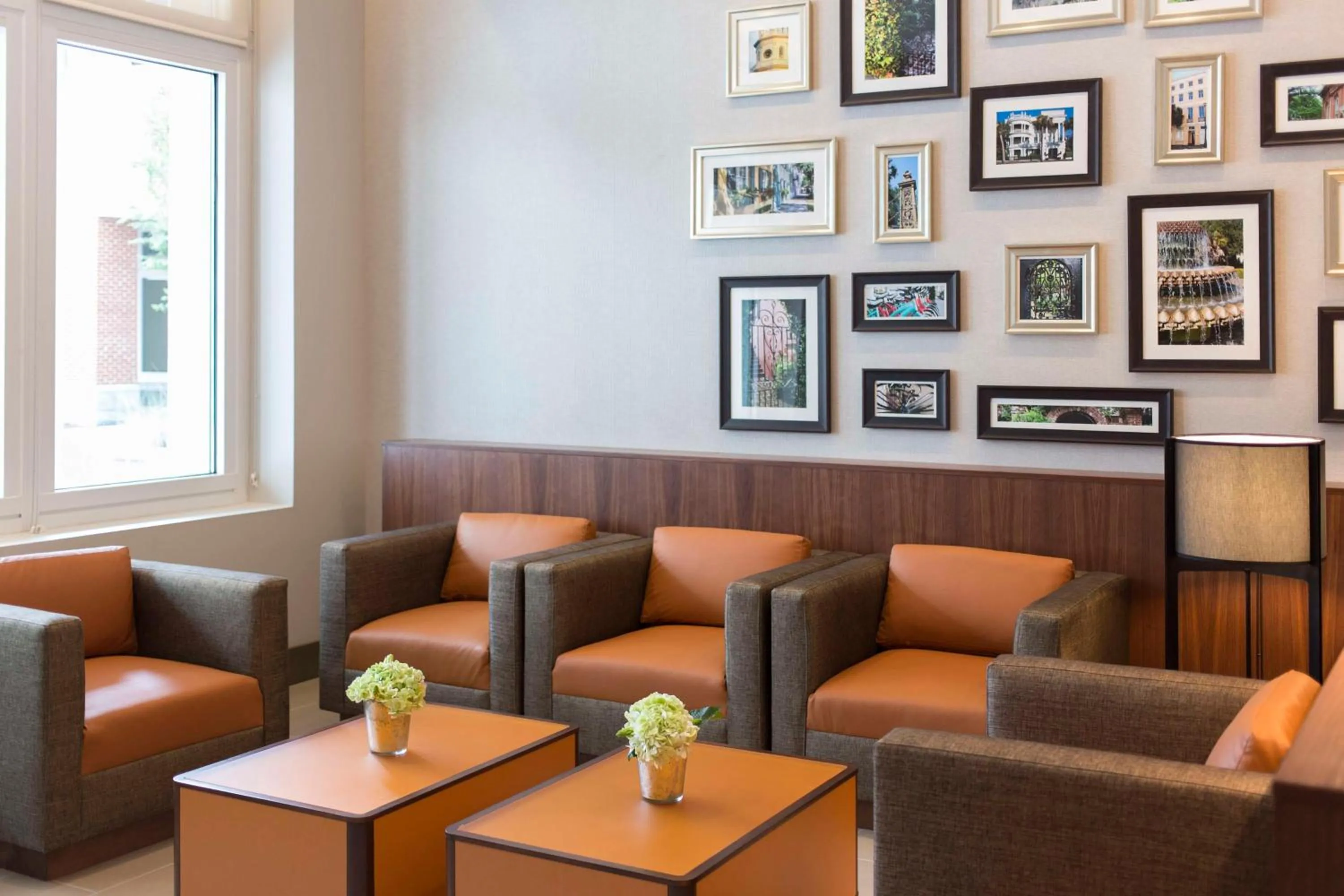 Lobby or reception in Hyatt House Charleston - Historic District