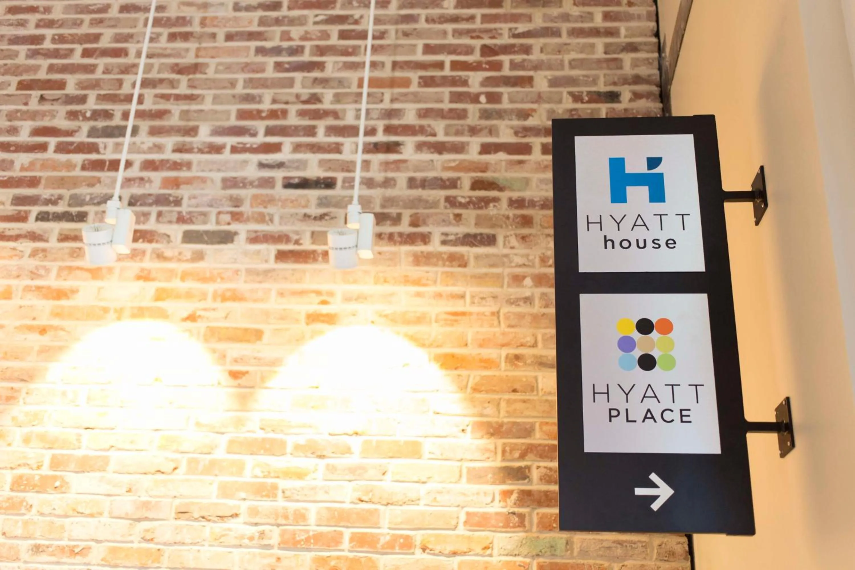 Lobby or reception in Hyatt House Charleston - Historic District