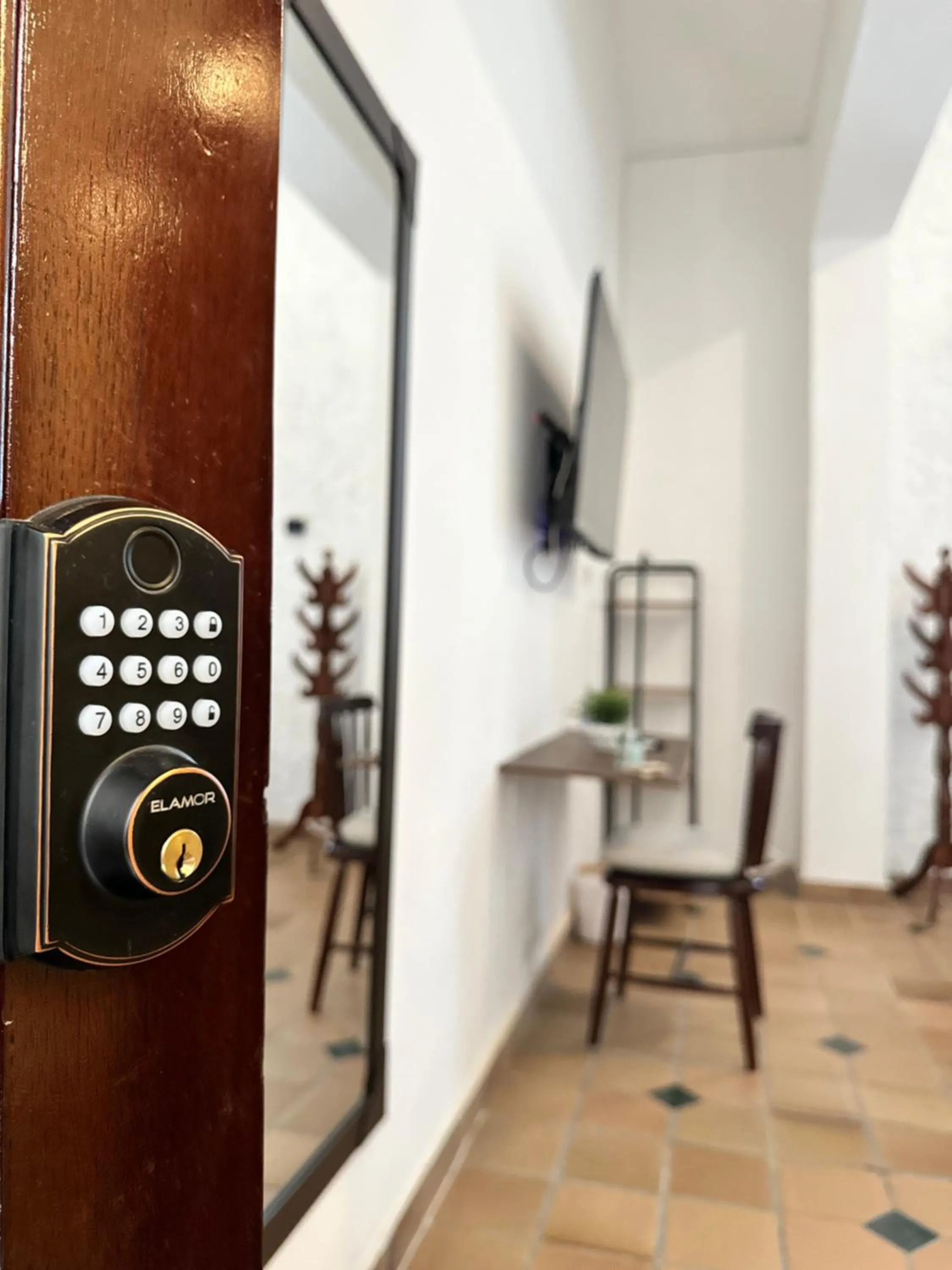 TV and multimedia in Hotel Boulevard del Río