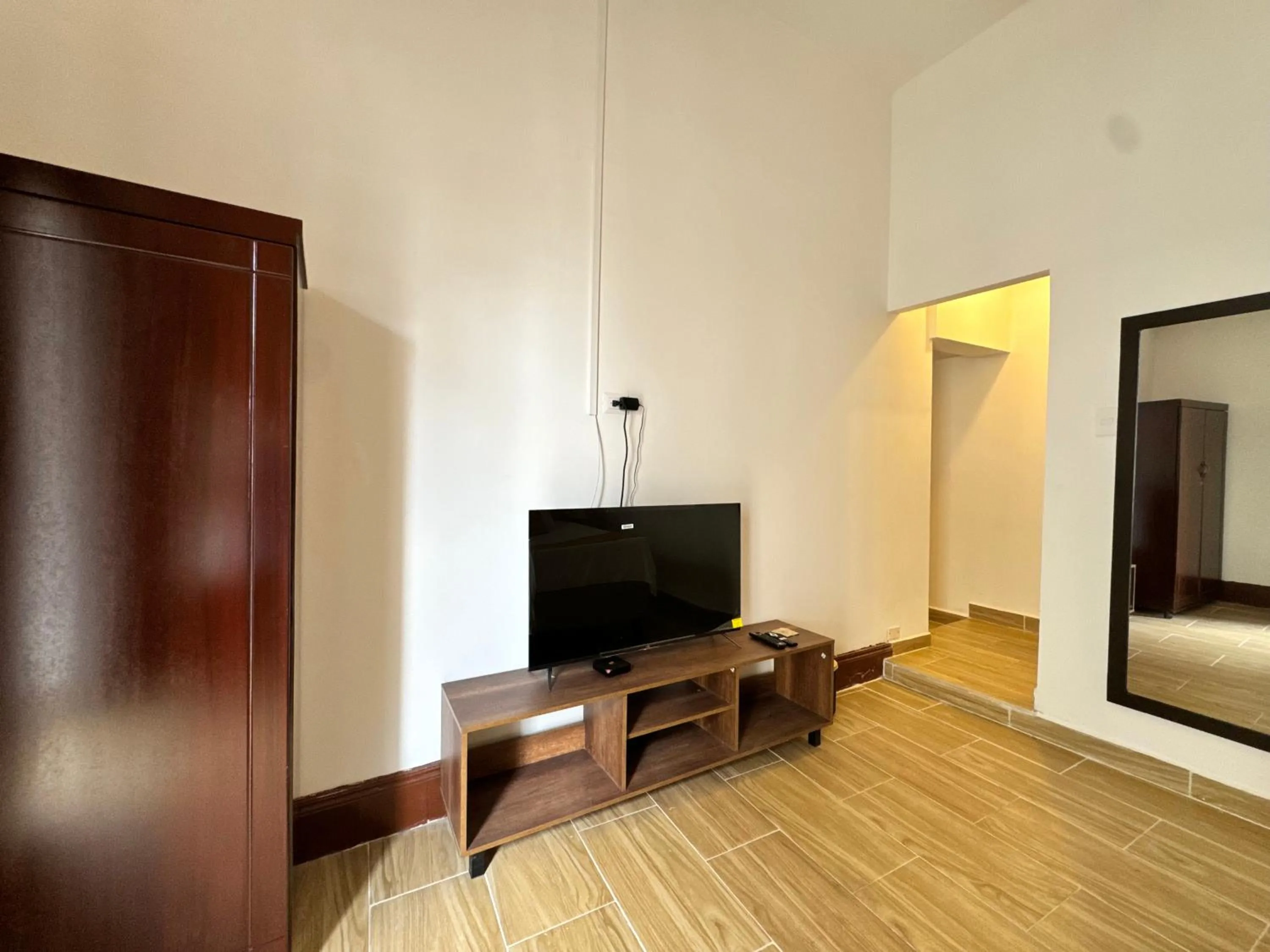 TV and multimedia in Hotel Boulevard del Río