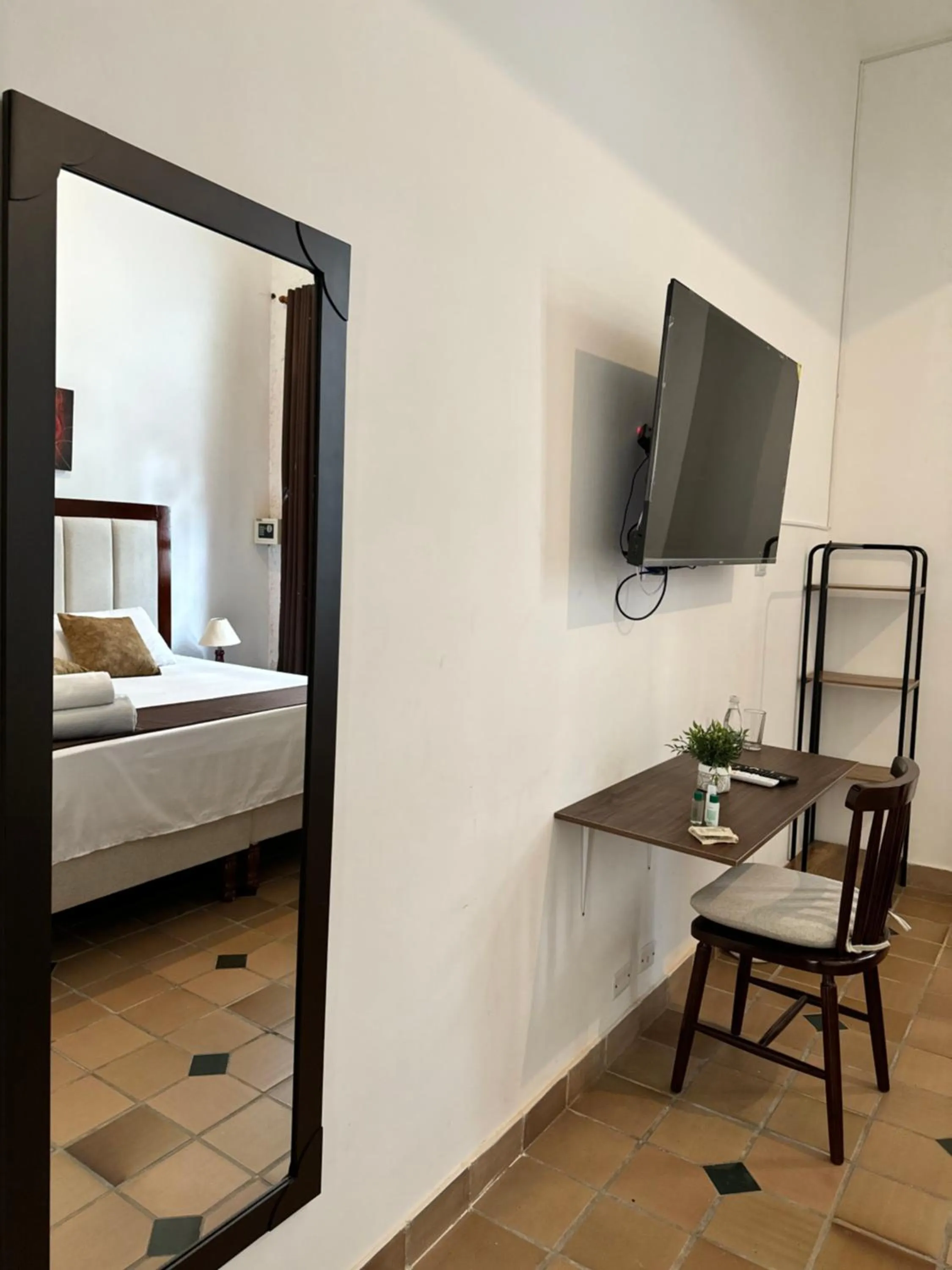 TV and multimedia, Bed in Hotel Boulevard del Río