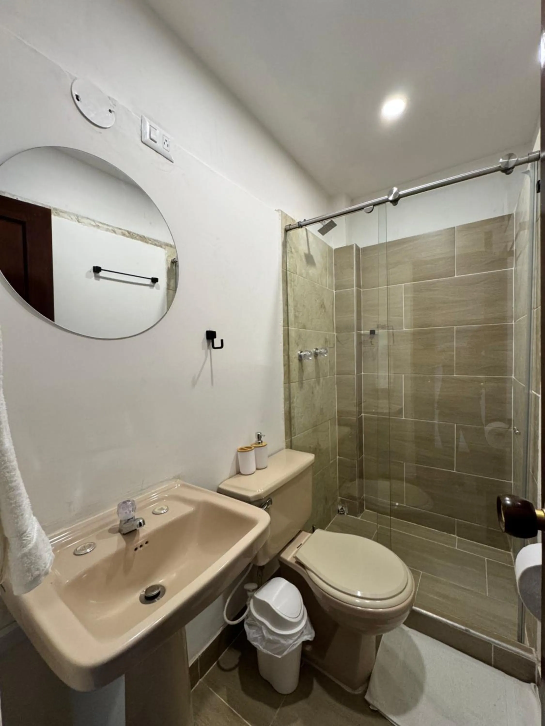 Toilet in Hotel Boulevard del Río