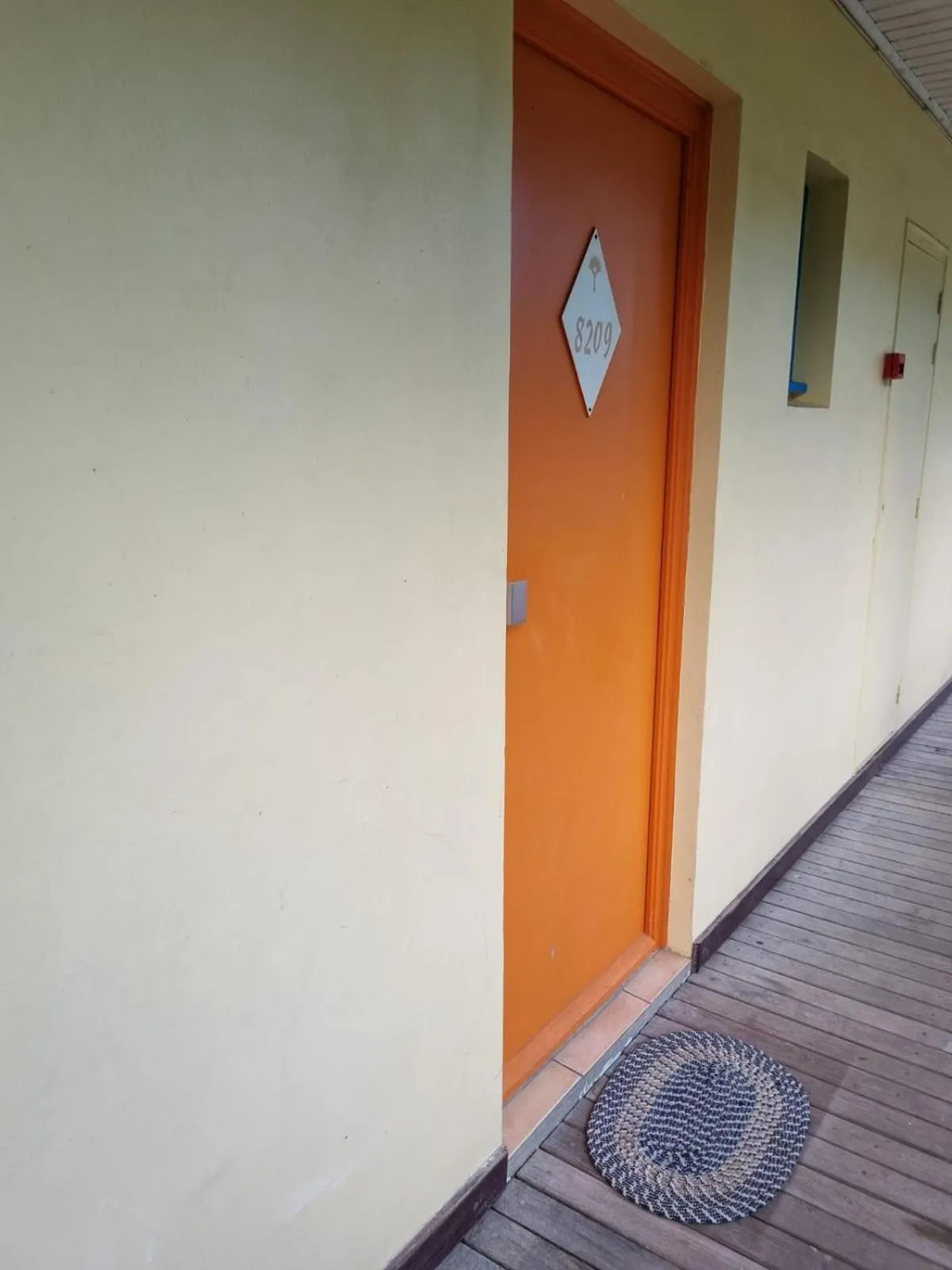 Facade/entrance in Le Mahogany Rouge