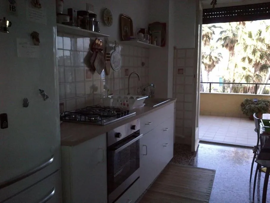 Kitchen or kitchenette in Riccio di Mare - Large and bright flat on the sea