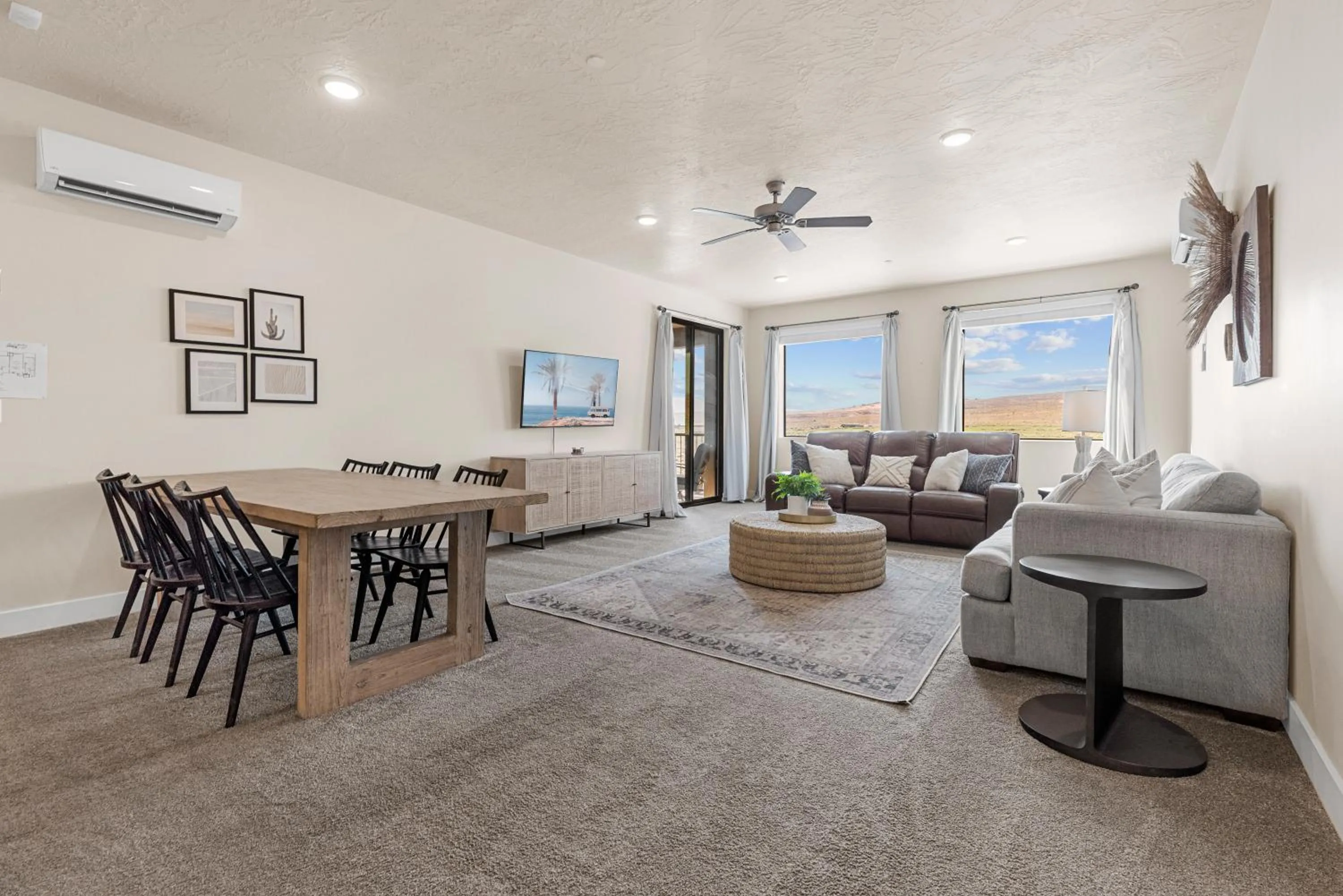 Living room in Vacation Rentals at Sand Hollow Resort