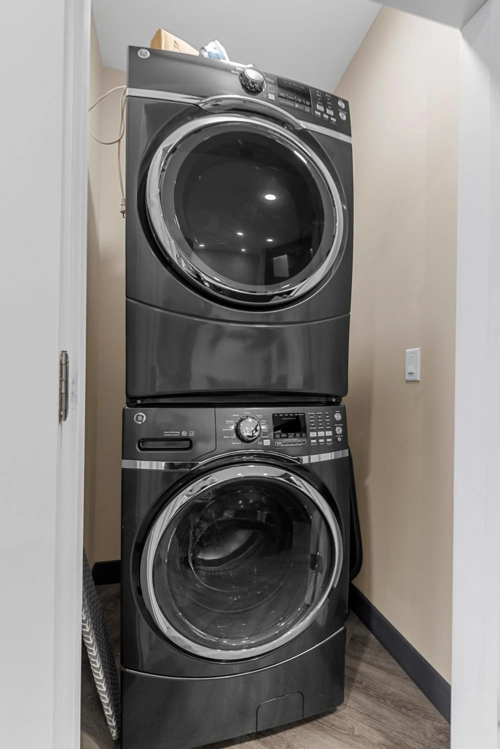 washing machine in Vacation Rentals at Sand Hollow Resort