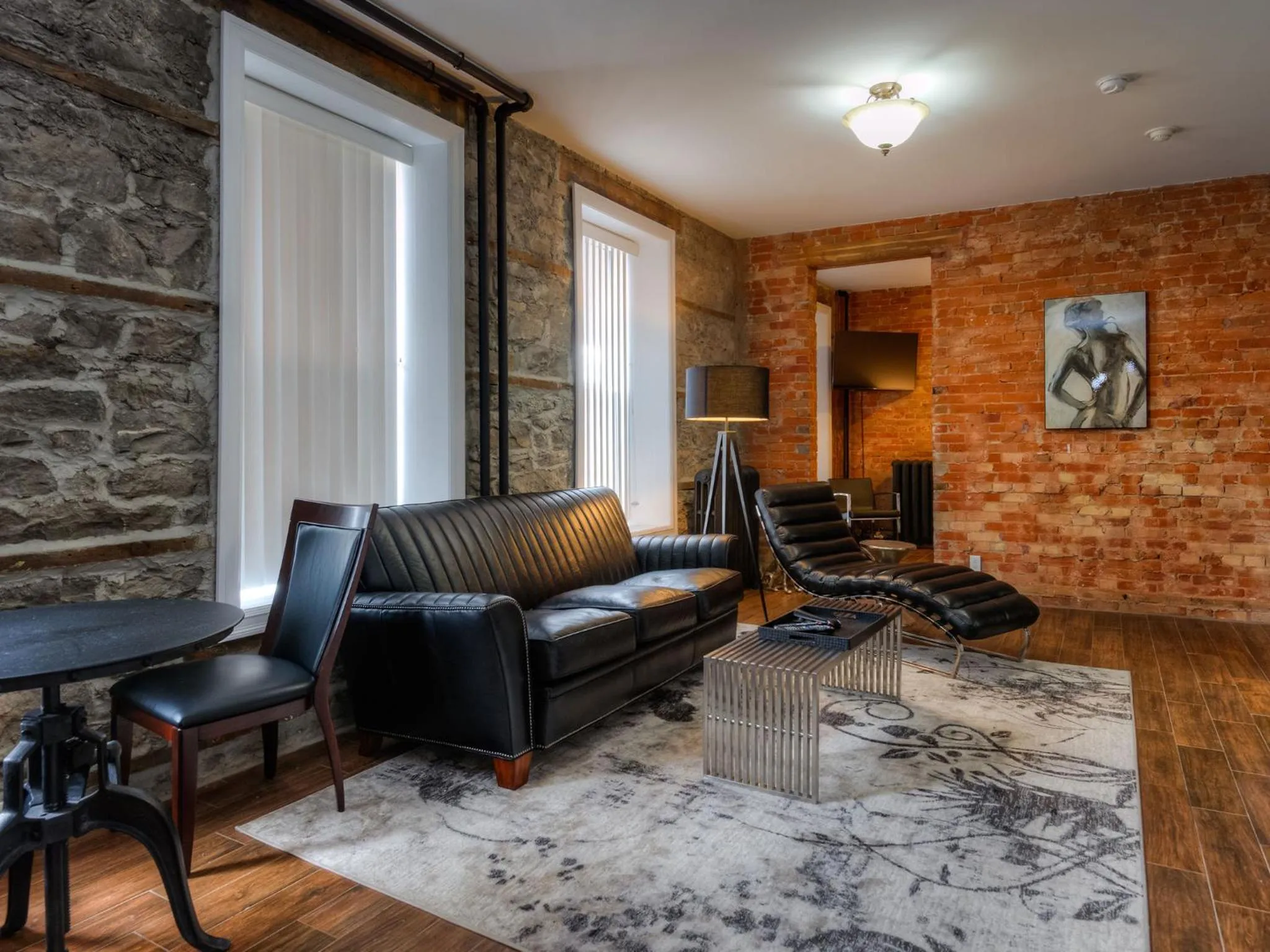 Day in Western Hotel & Executive Suites