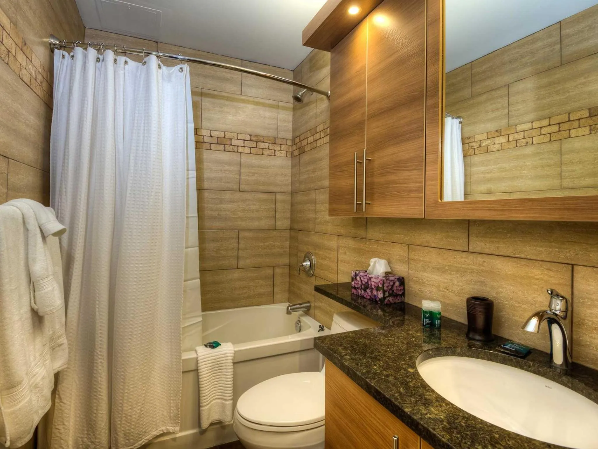 Bathroom in Western Hotel & Executive Suites